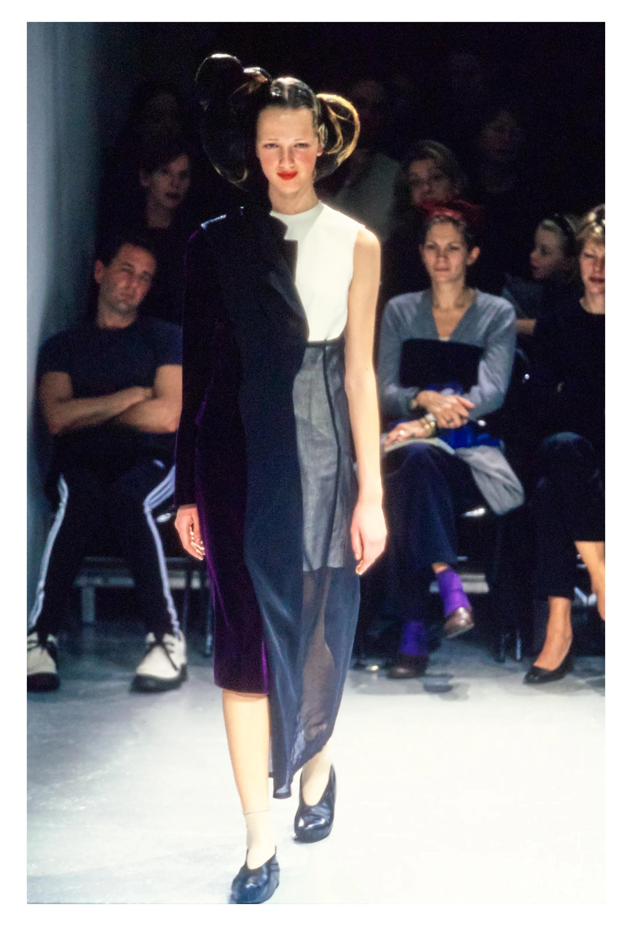Comme Des Garcons - Robe noire avec empiècements en velours marron 1998 en vente 3