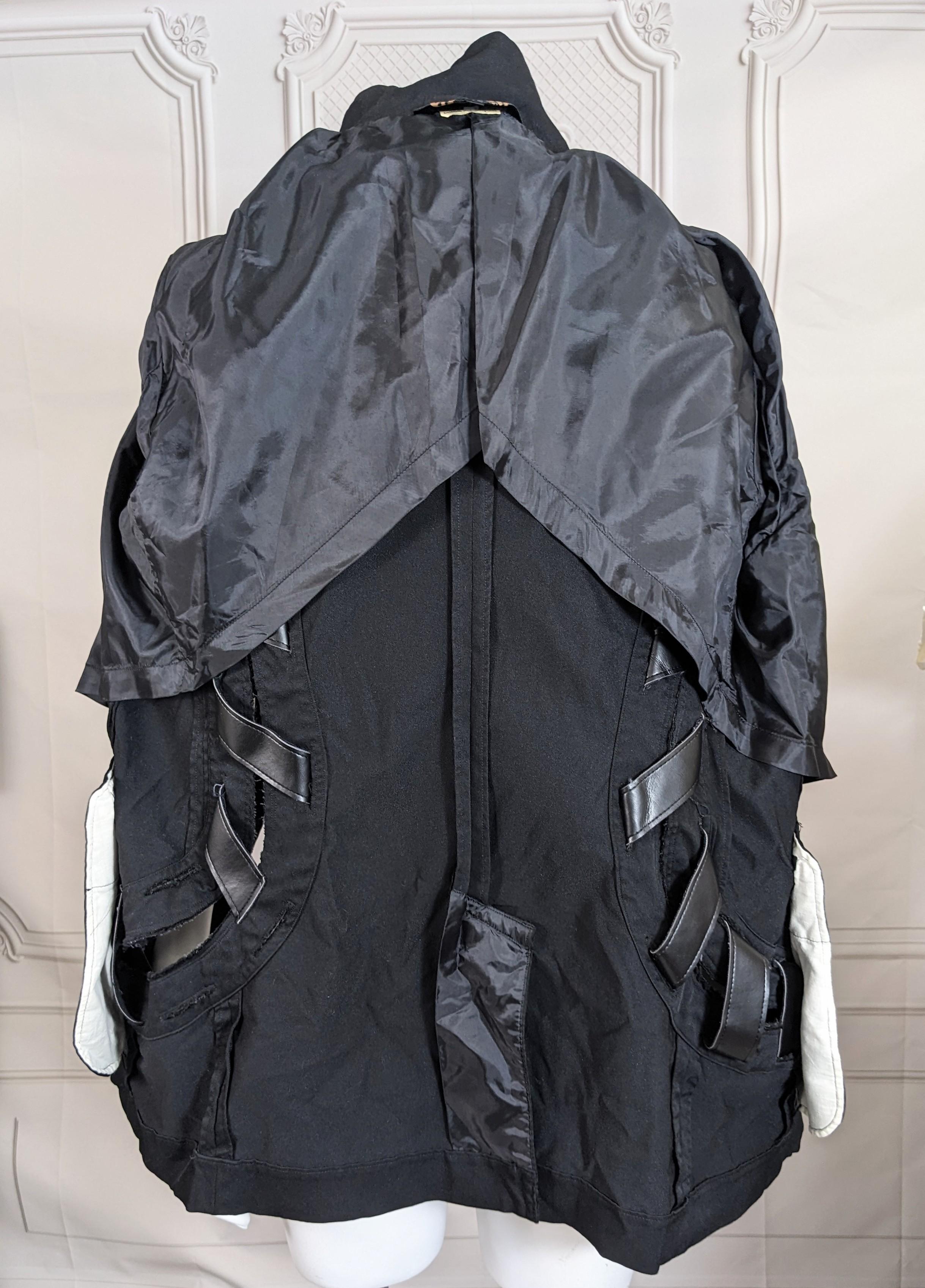 Comme des Garcons NEGRO, Blazer Bondage con cordones en venta 5