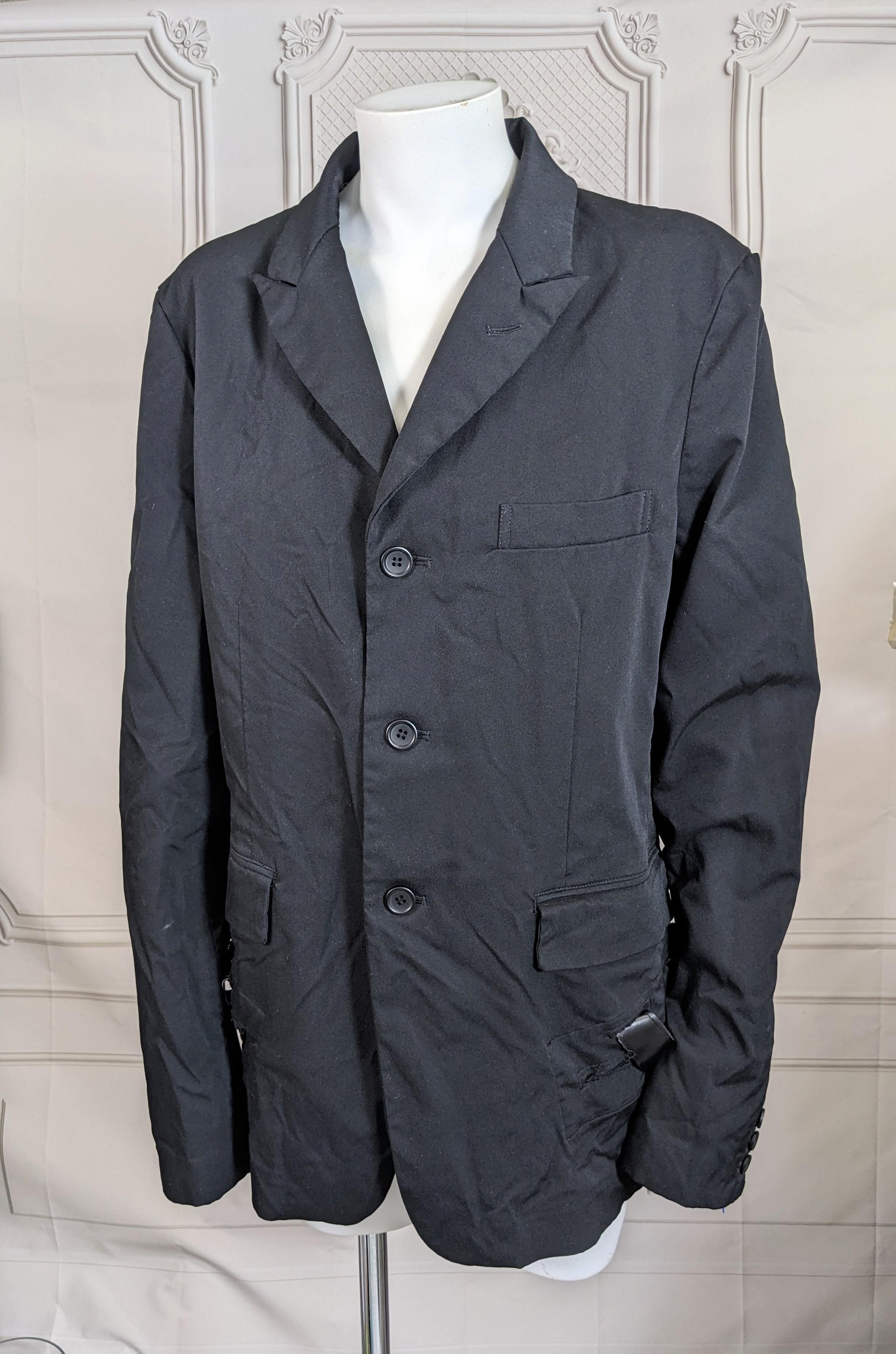Comme des Garcons NEGRO, Blazer Bondage con cordones Negro en venta