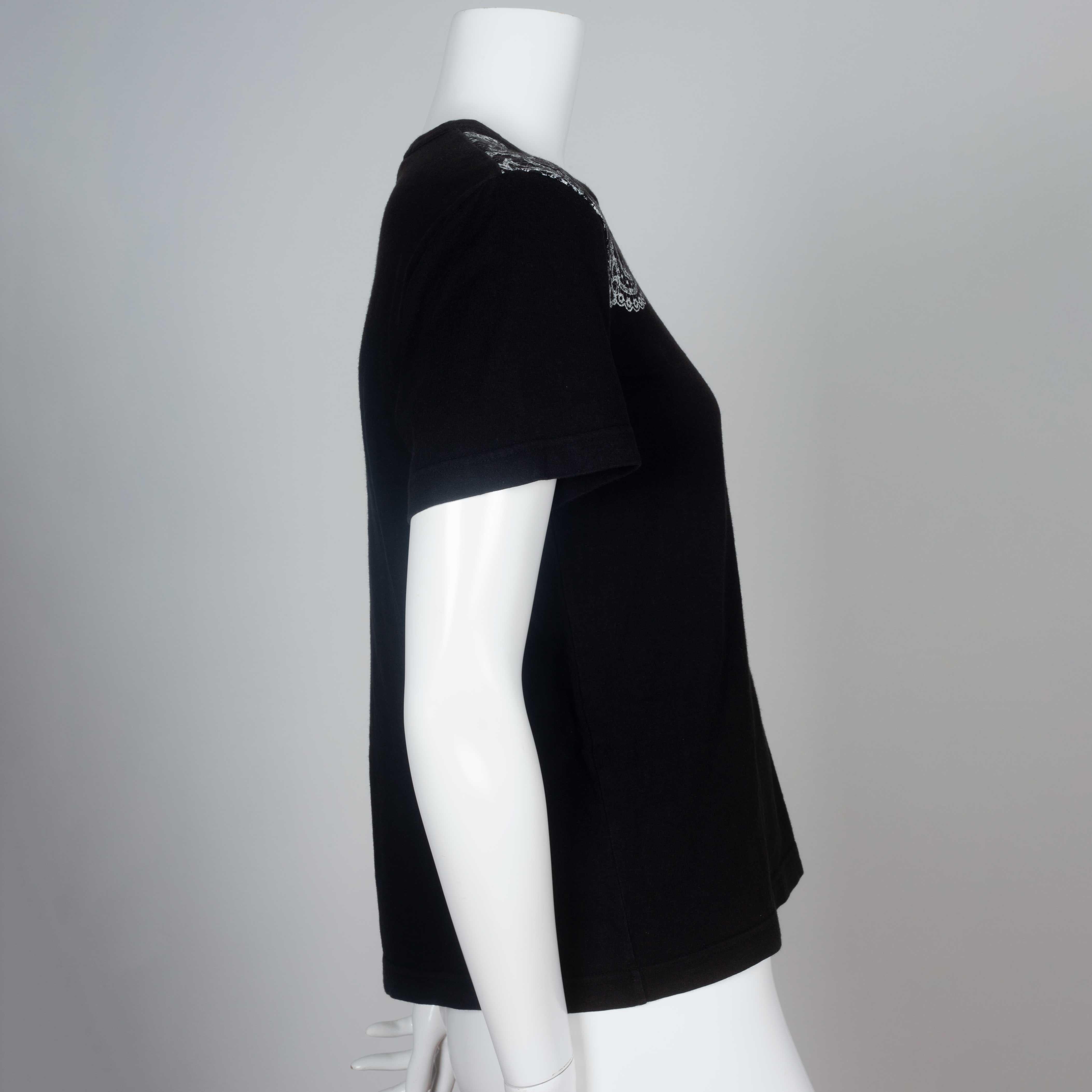 Comme des Garçons Black T-shirt with Lace Motif, 2006 In Good Condition In Chicago, IL