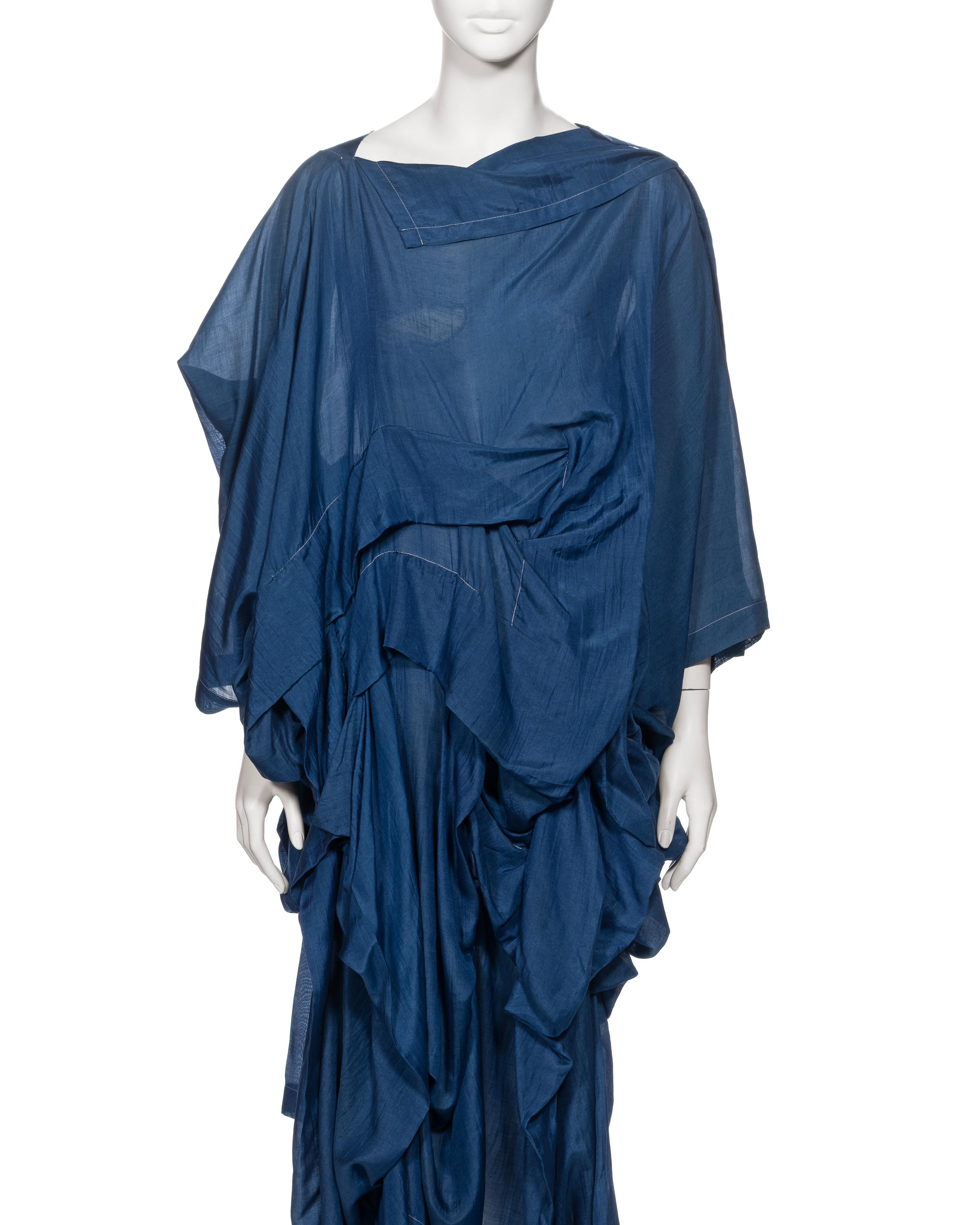 Comme des Garçons Blaues Drapiertes Kleid aus Seide und Rayon, FW 1984 im Zustand „Gut“ in London, GB