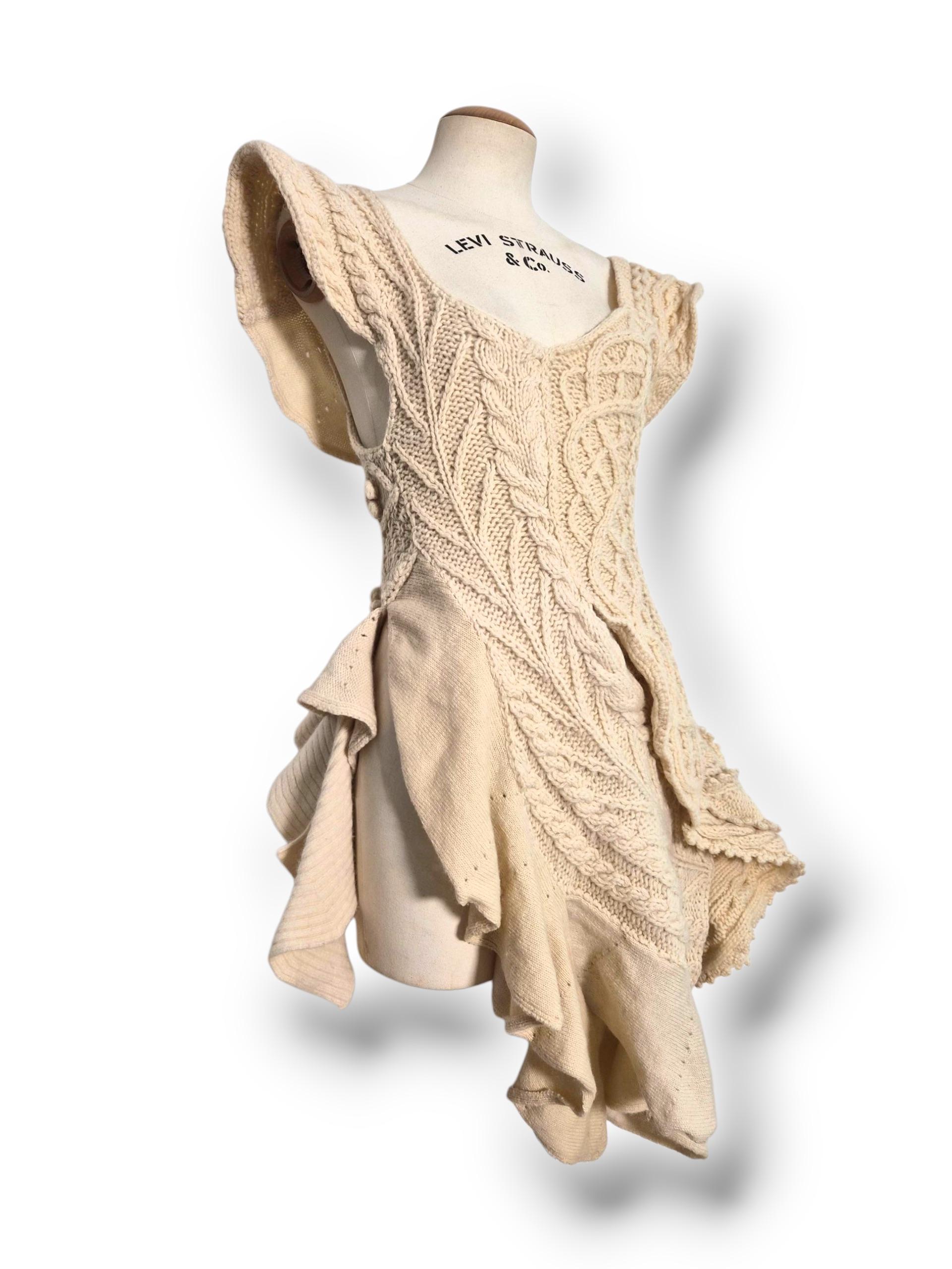 Comme des Garçons by Tao, robe en laine crochetée et tricotée à la main, 2007 en vente 4