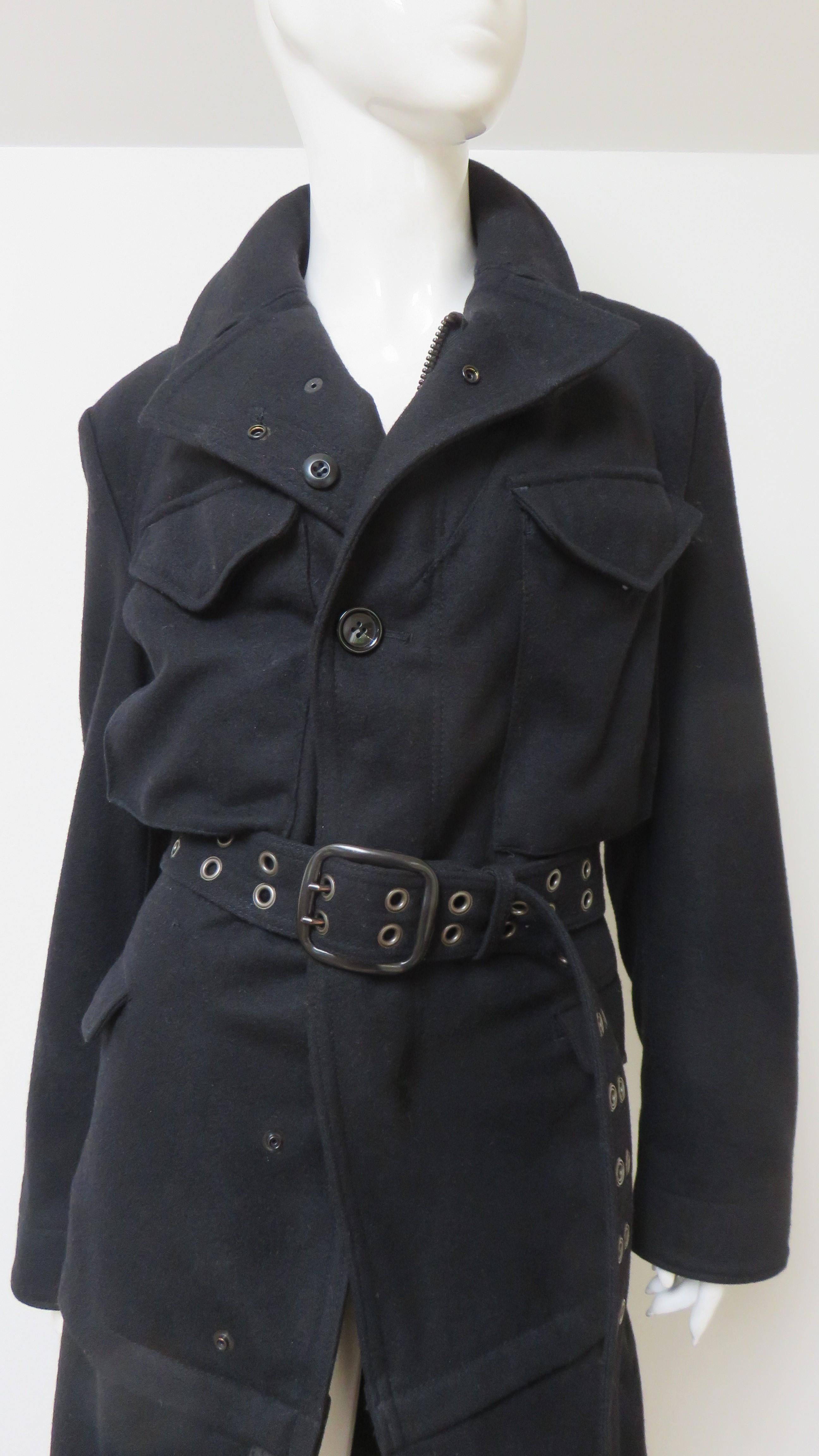 Comme des Garcons Coat with Belt AD 2006 In Good Condition For Sale In Water Mill, NY