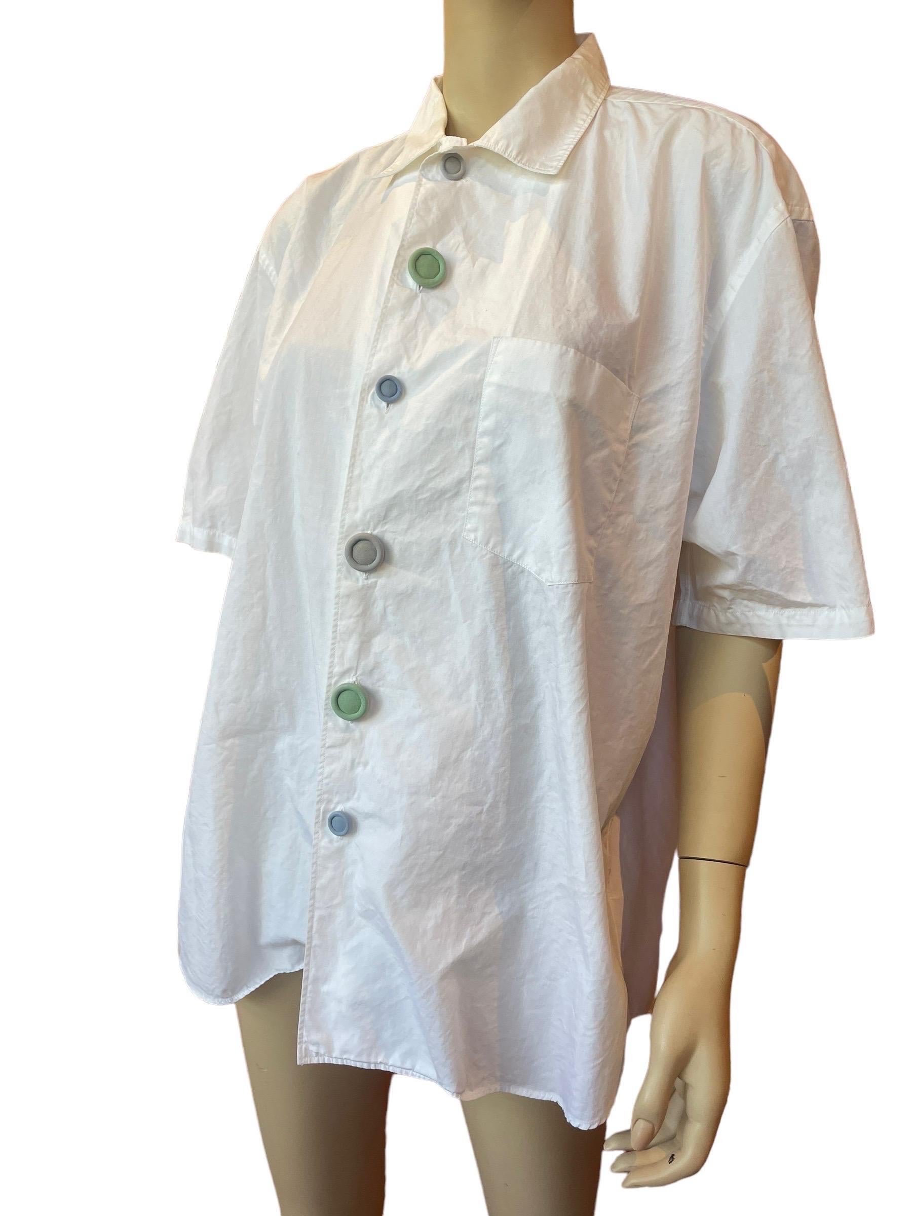 Comme des Garçons Cotton Shirt With Funky Buttons  For Sale 1