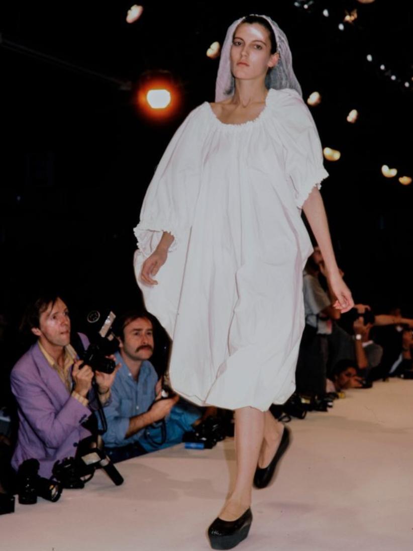 Comme des Garçons Early White Cotton 'Round Rubber' Collection Dress, SS 1984 Gris en venta