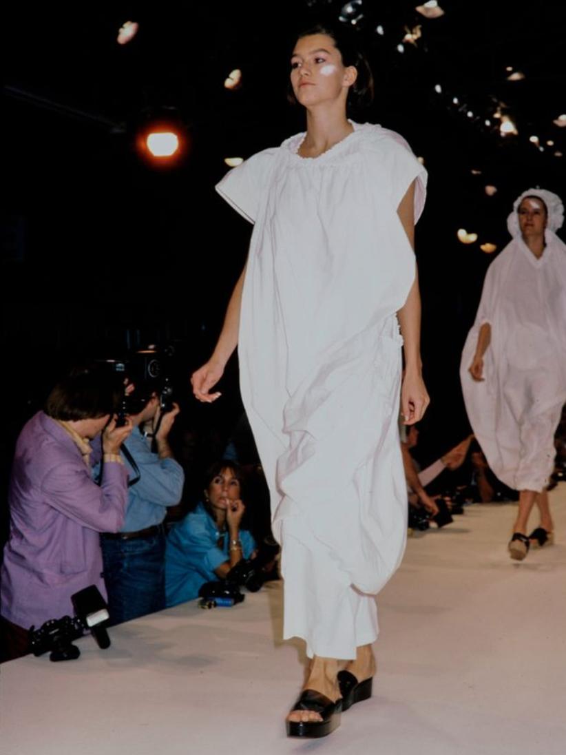 Comme des Garçons Early White Cotton 'Round Rubber' Collection Dress, SS 1984 en venta 4