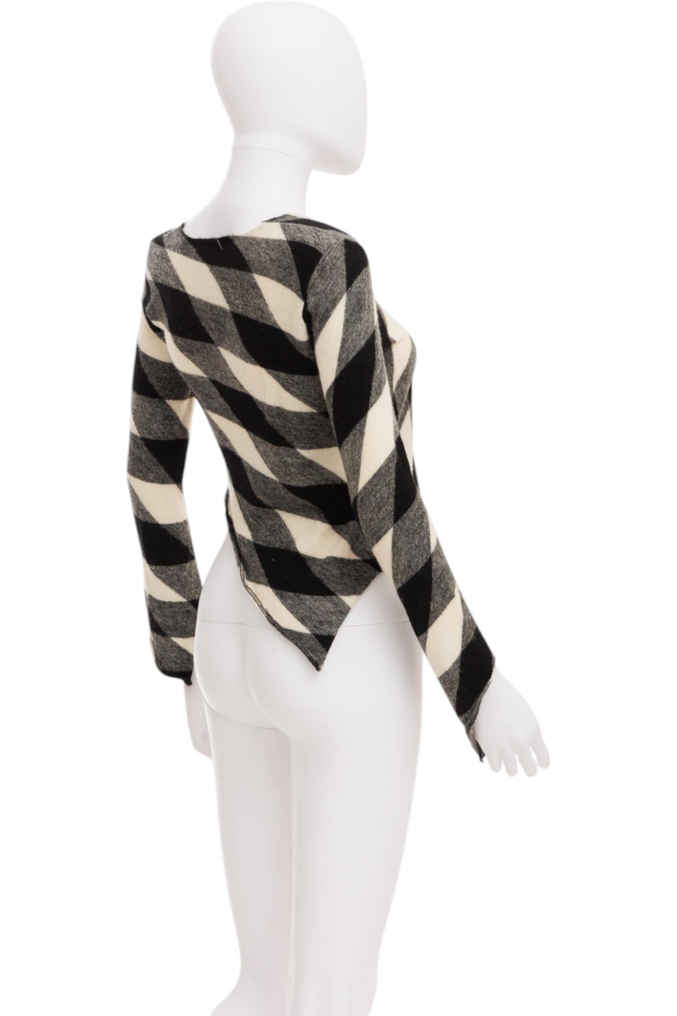 Gray Comme des Garcons F/W 2010 - Top asymétrique à carreaux en vente