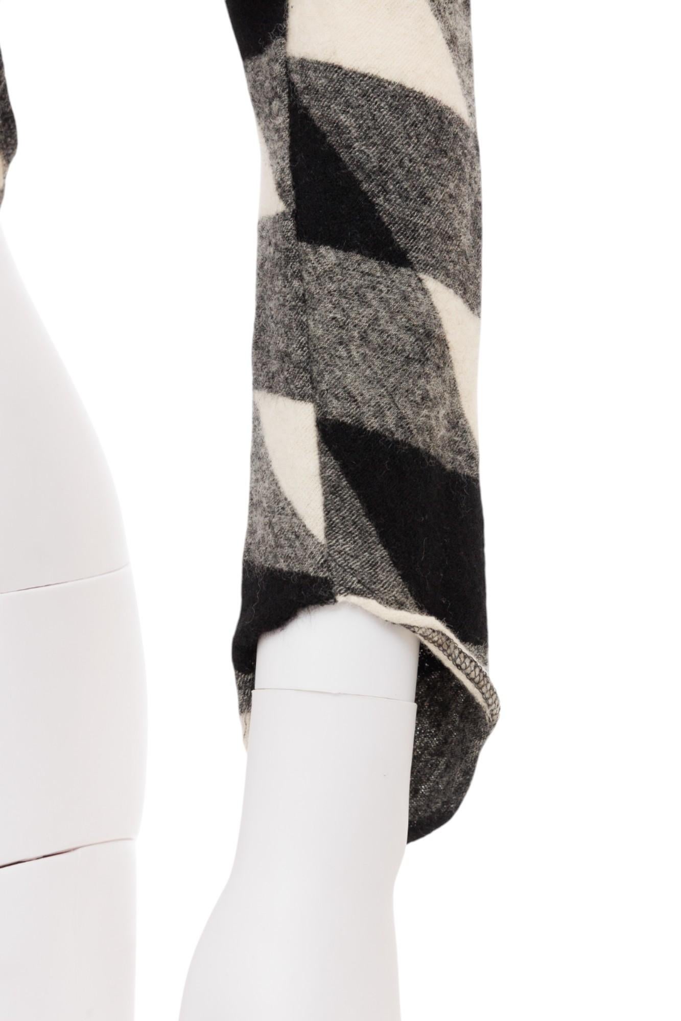 Comme des Garcons F/W 2010 - Top asymétrique à carreaux Pour femmes en vente