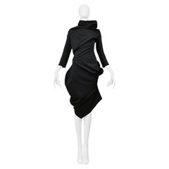 Robe « Black Twisted Concept » de la collection automne 2002 de Comme des Garçons