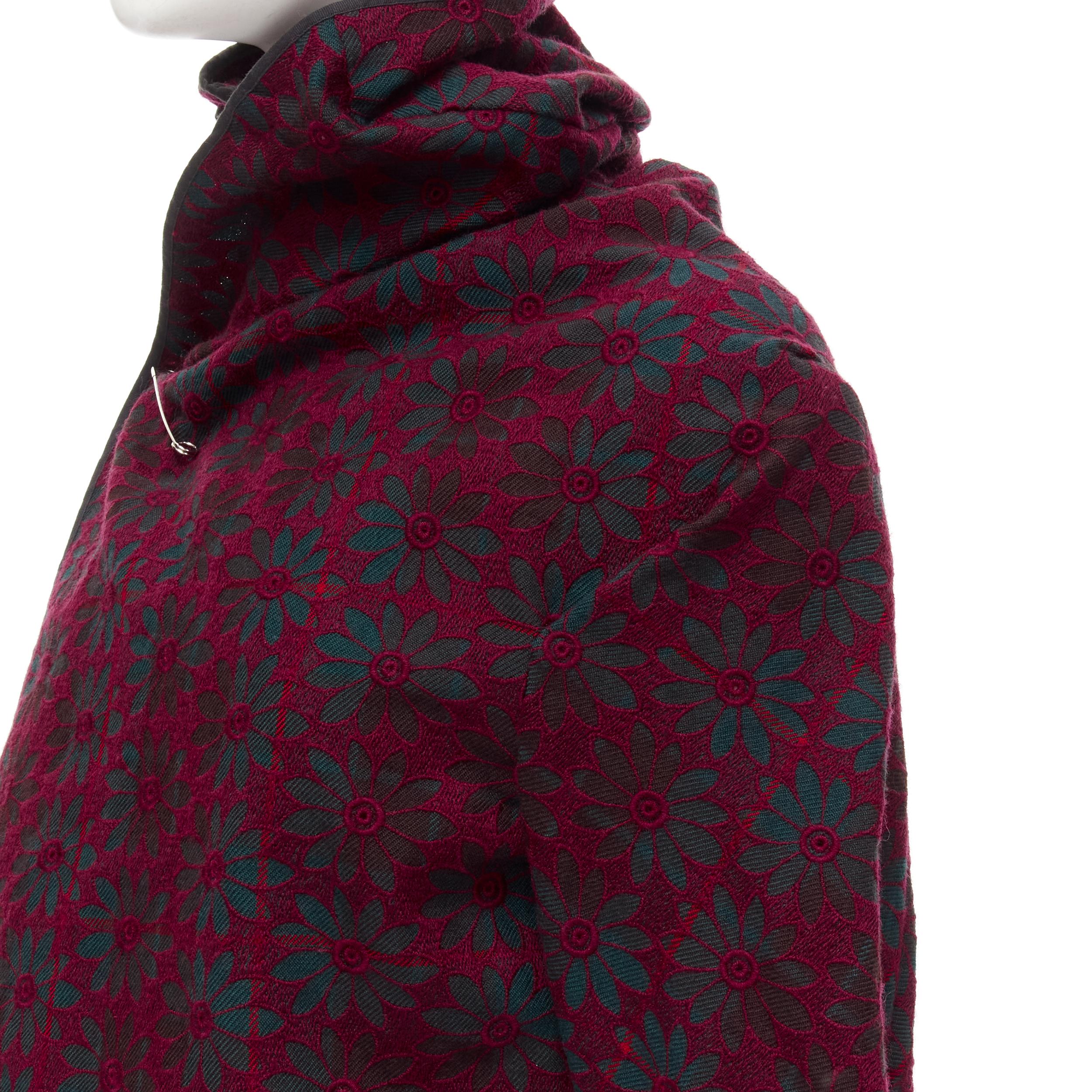 COMME DES GARCONS green plaid burgundy floral embroidery wrap jacket S 
Reference: CRTI/A00502 
Brand: Comme Des Garcons 
Designer: Rei Kawakubo 
Material: Wool 
Color: Red 
Pattern: Floral 
Extra Detail: Self wrap front- metal safety pin not