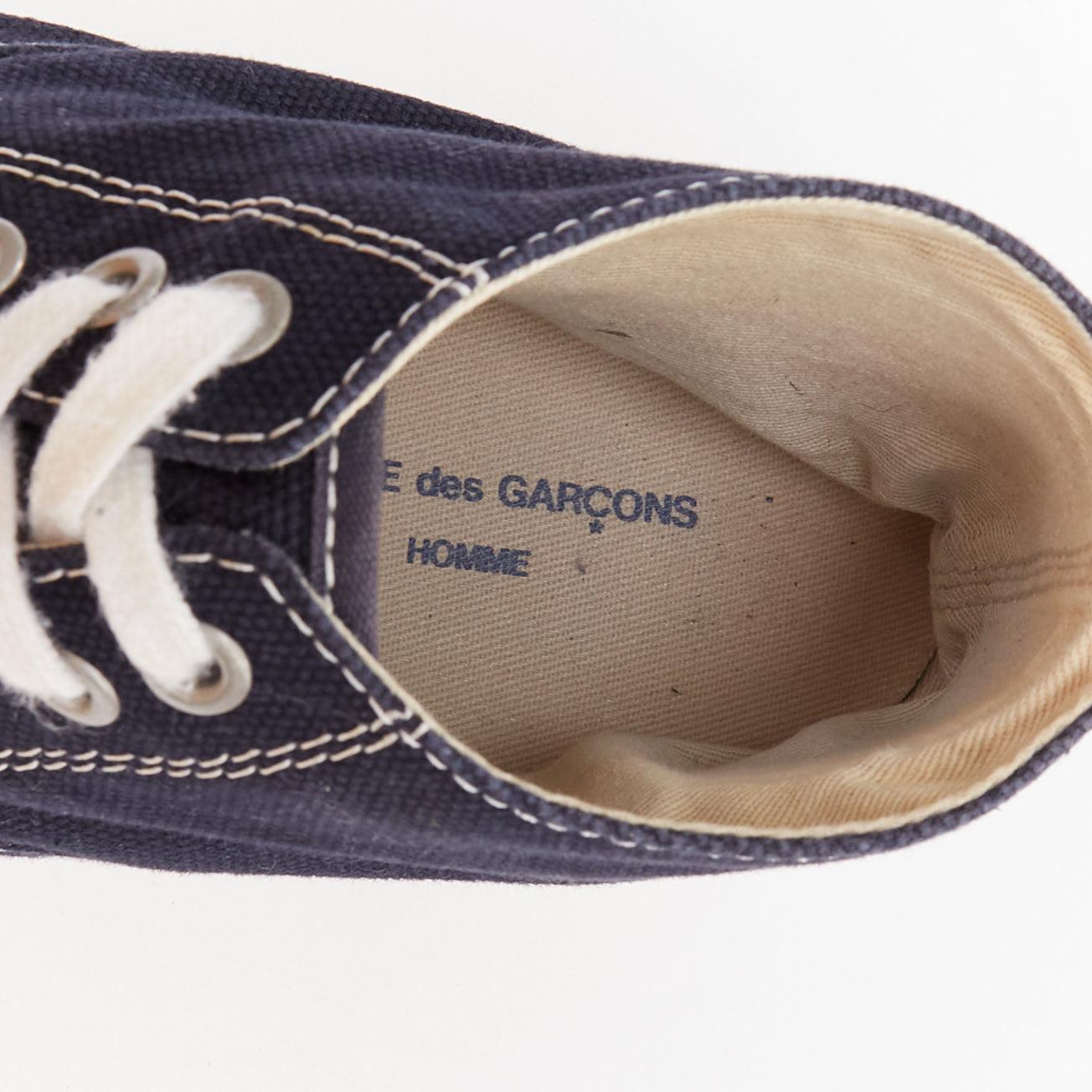 COMME DES GARCONS Homme navy canvas mid top skate sneakers EU39 in vendita 4