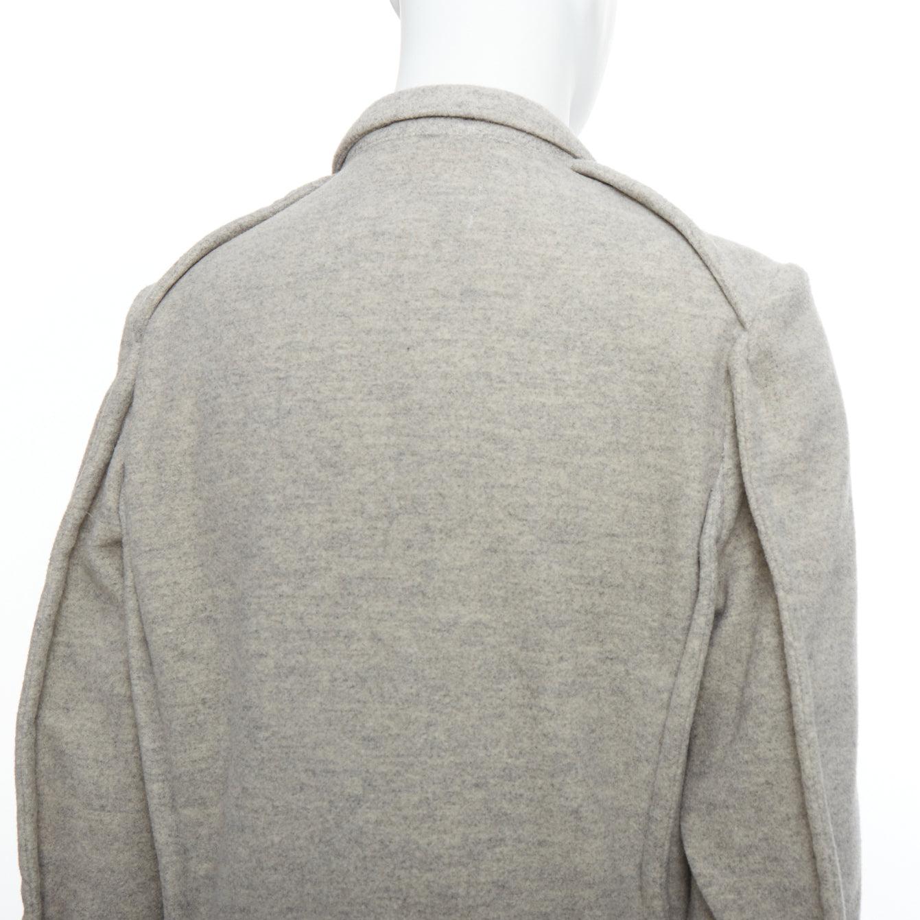 COMME DES GARCONS HOMME PLUS 2005 Evergreen grey wool blazer jacket M
Reference: PRCG/A00037
Brand: Comme Des Garcons
Collection: HOMME PLUS 2005 Evergreen
Material: Wool, Blend
Color: Grey
Pattern: Solid
Closure: Button
Lining: Grey Fabric
Made in: