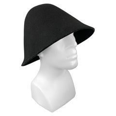 COMME des GARCONS HOMME PLUS Chapeau structuré en laine noire