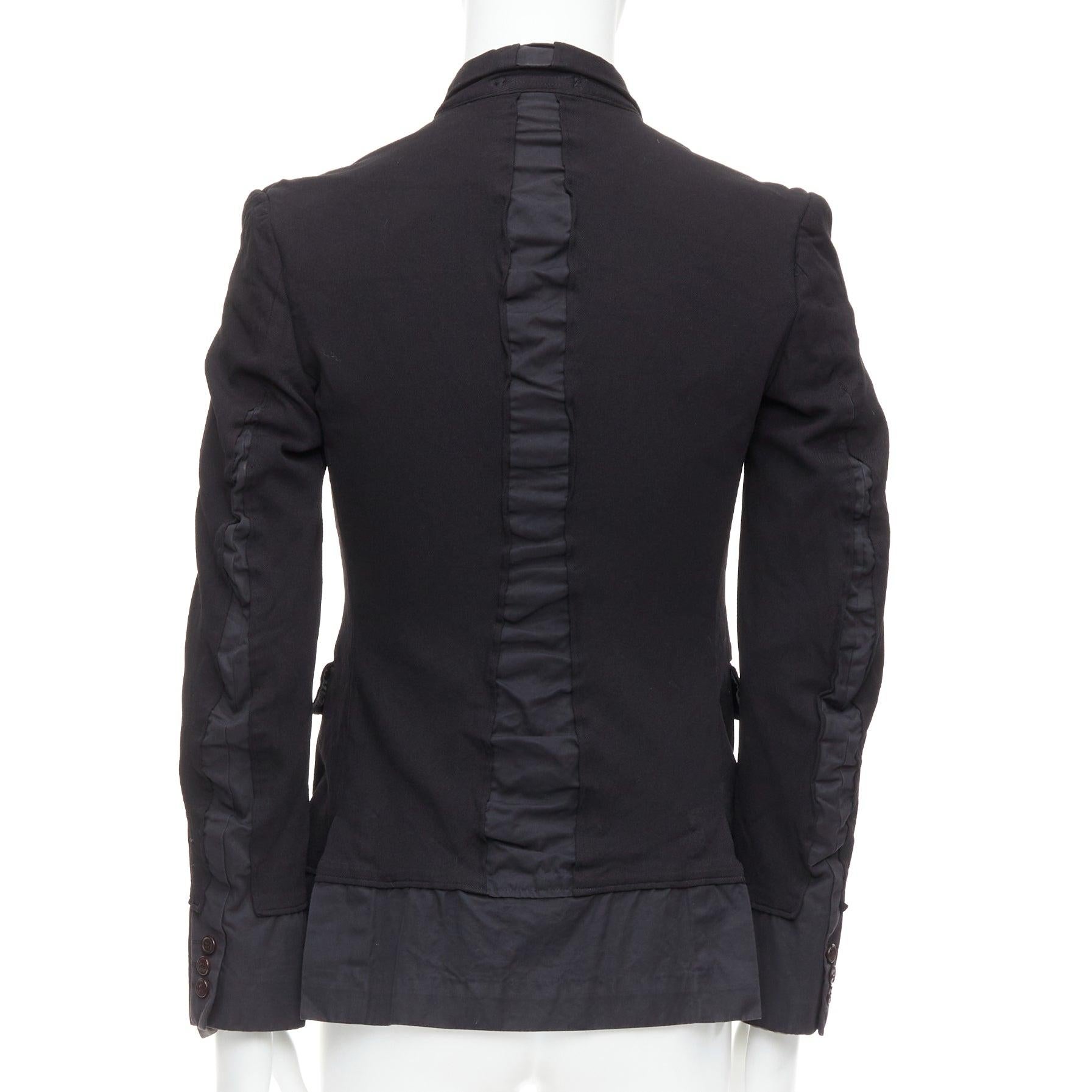 COMME DES GARCONS Homme Plus Evergreen 2005 black Reprint Docking blazer S
Reference: PRWU/A00126
Brand: Comme Des Garcons
Designer: Rei Kawakubo
Collection: Homme Plus Evergreen 2005
Material: Polyester
Color: Black
Pattern: Solid
Closure: