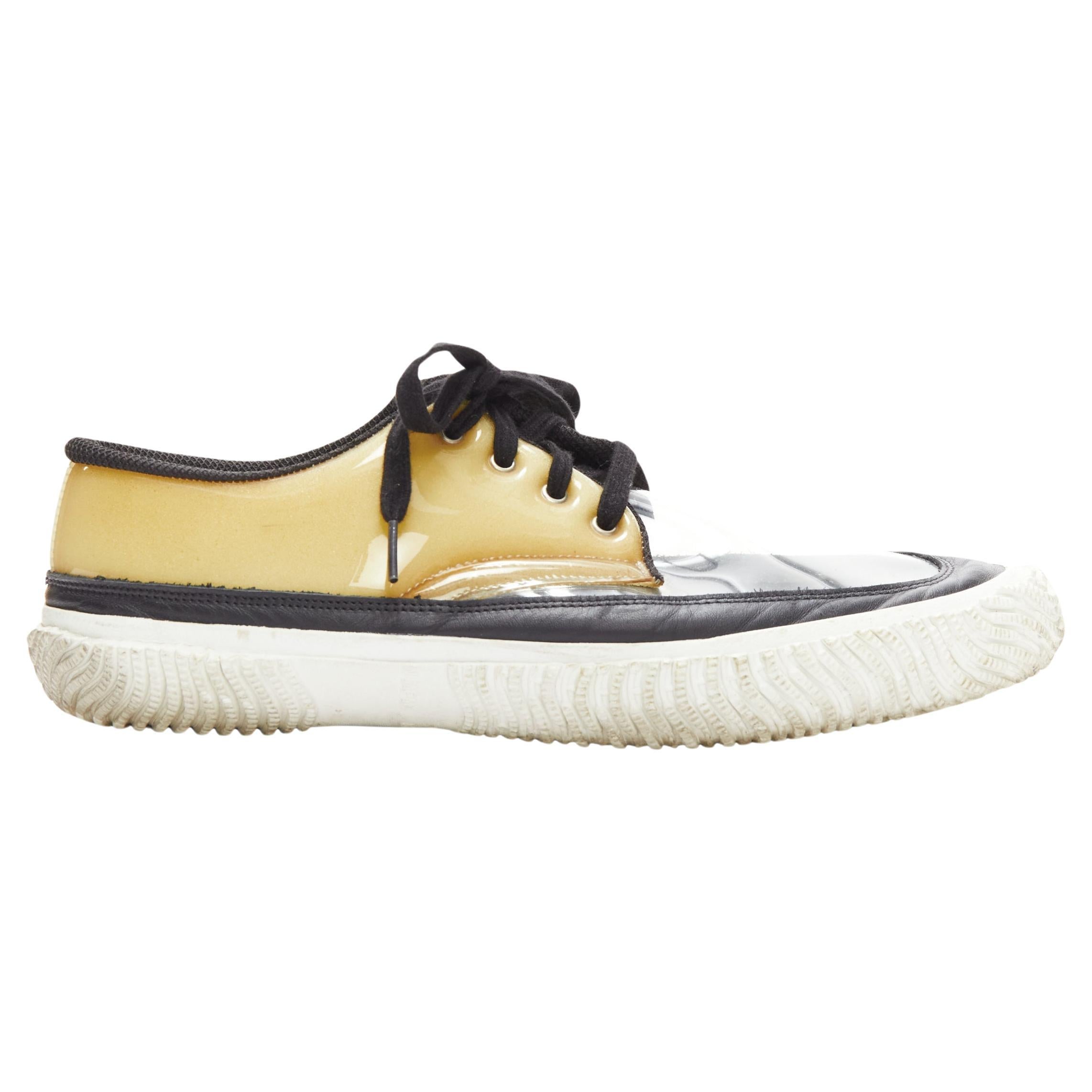 COMME DES GARCONS HOMME PLUS Baskets Switching en mousse PVC beige clair EU42 en vente