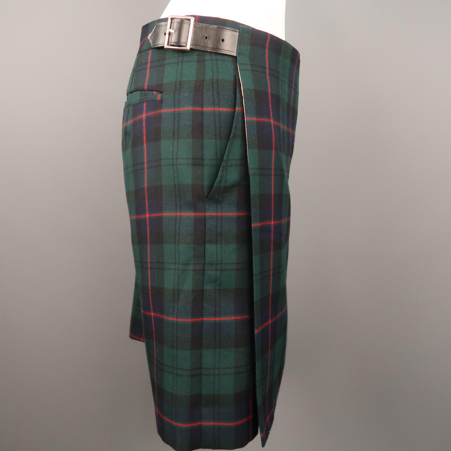 COMME des GARCONS HOMME PLUS XS Tartan Plaid Pleated Kilt Shorts In Excellent Condition In San Francisco, CA