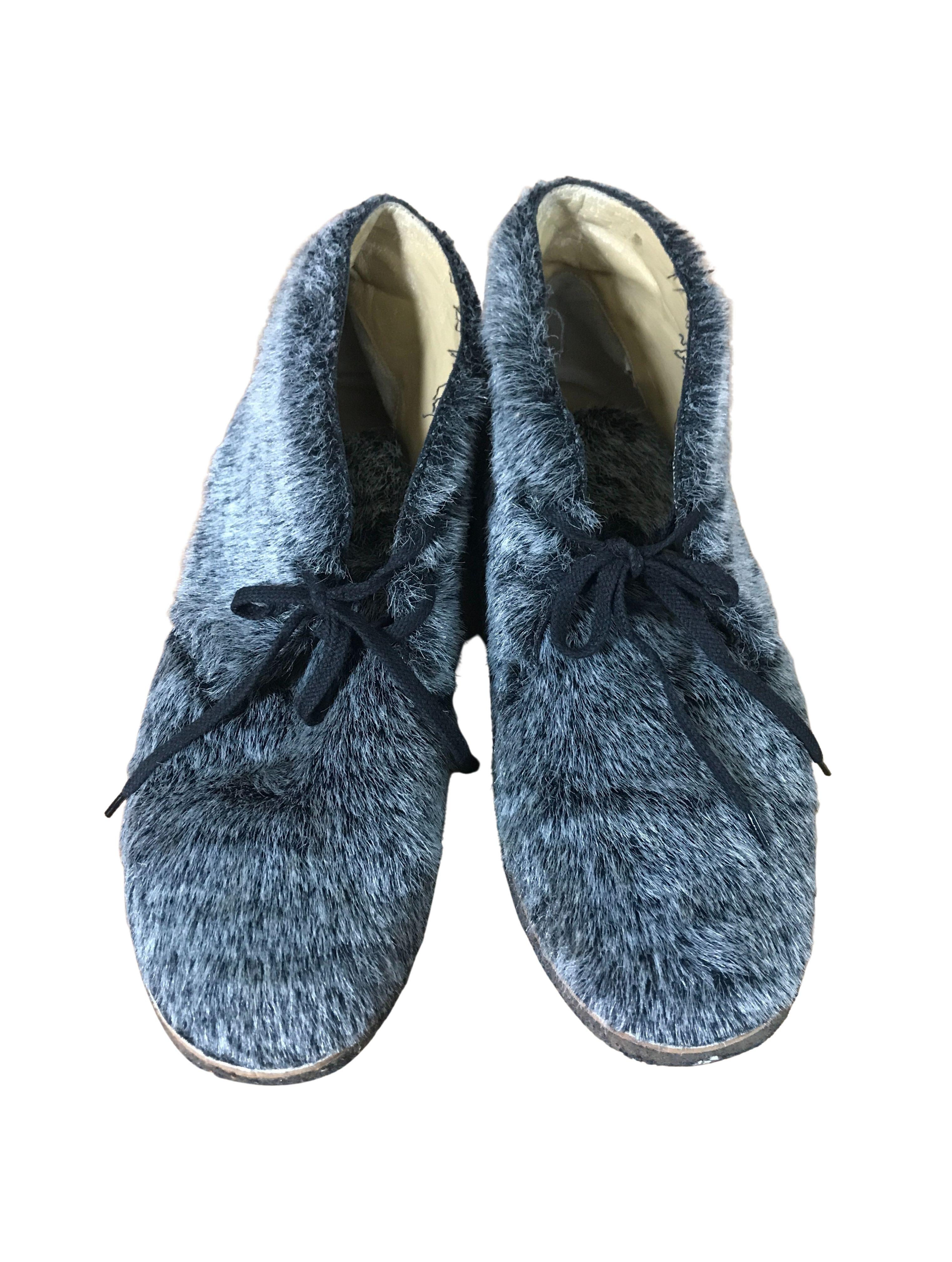 blue fuzzy boots