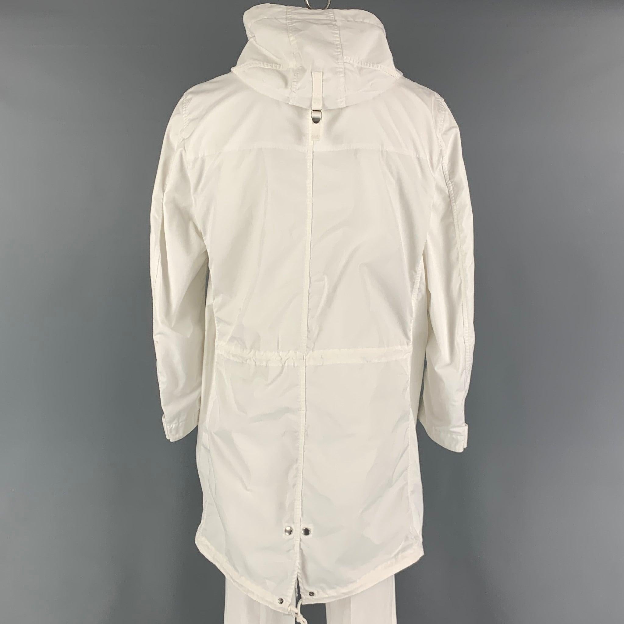 COMME des GARCONS HOMME Size L Solid Polyester Parka Coat In Good Condition For Sale In San Francisco, CA
