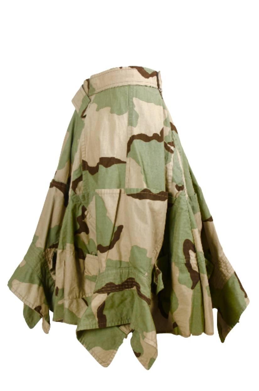 Comme des Garcons Junya Watanabe 2005 Collection Camouflage Jacket Back Skirt In Excellent Condition In Bath, GB