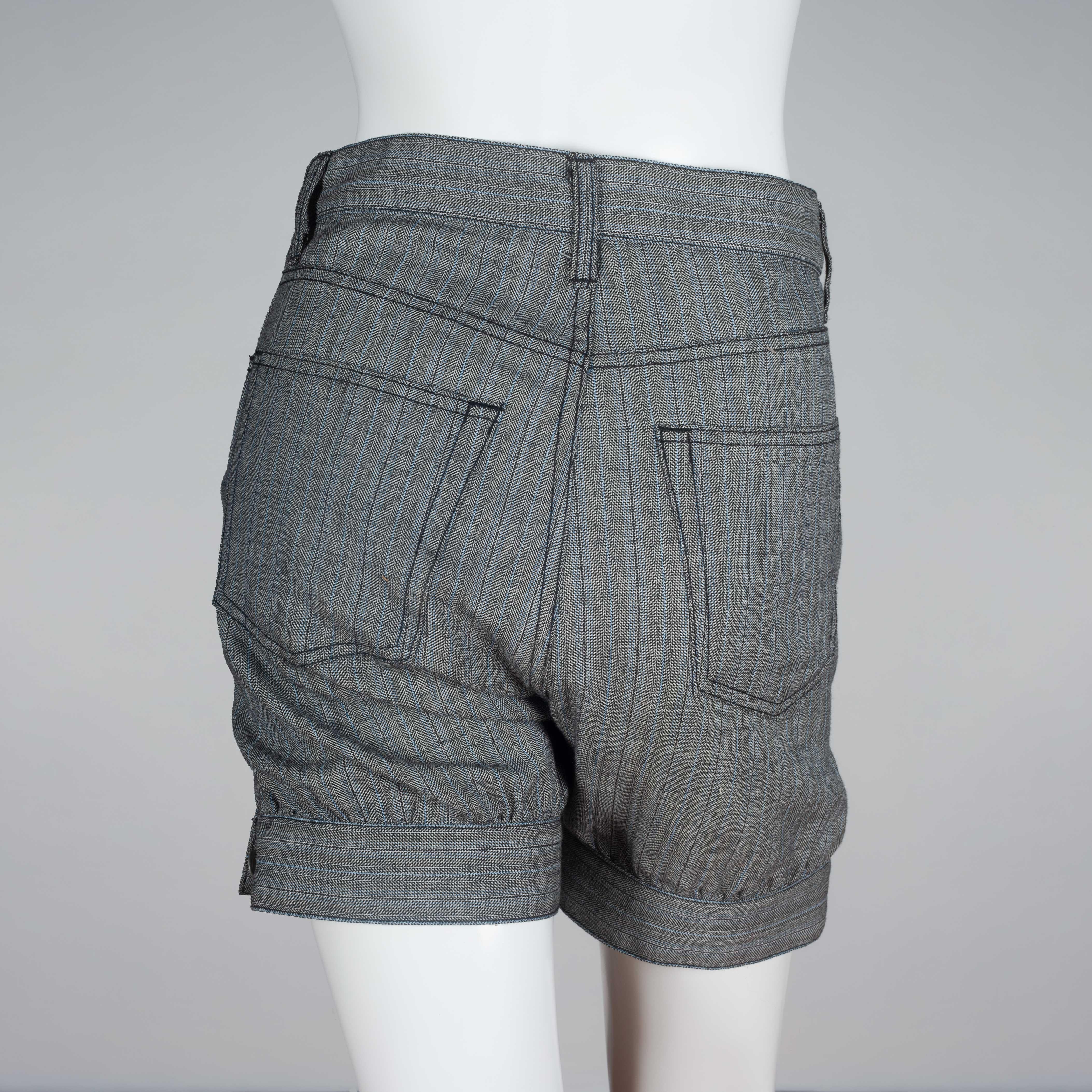 Comme des Garçons Junya Watanabe Grey Shorts, 2007 In Good Condition In Chicago, IL