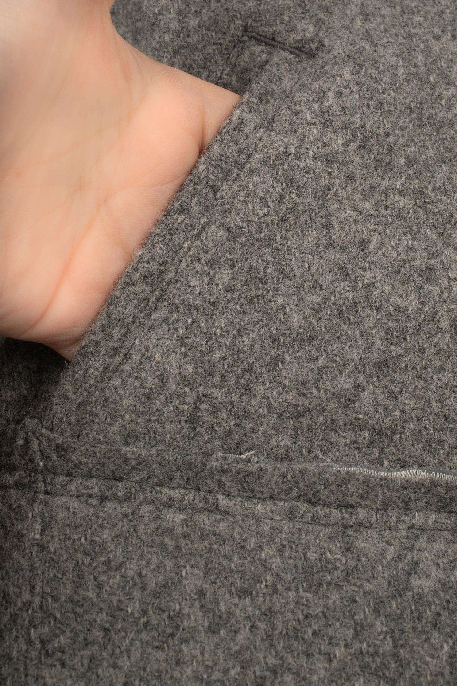 Comme Des Garçons Cappotto lungo in lana grigio in vendita 3