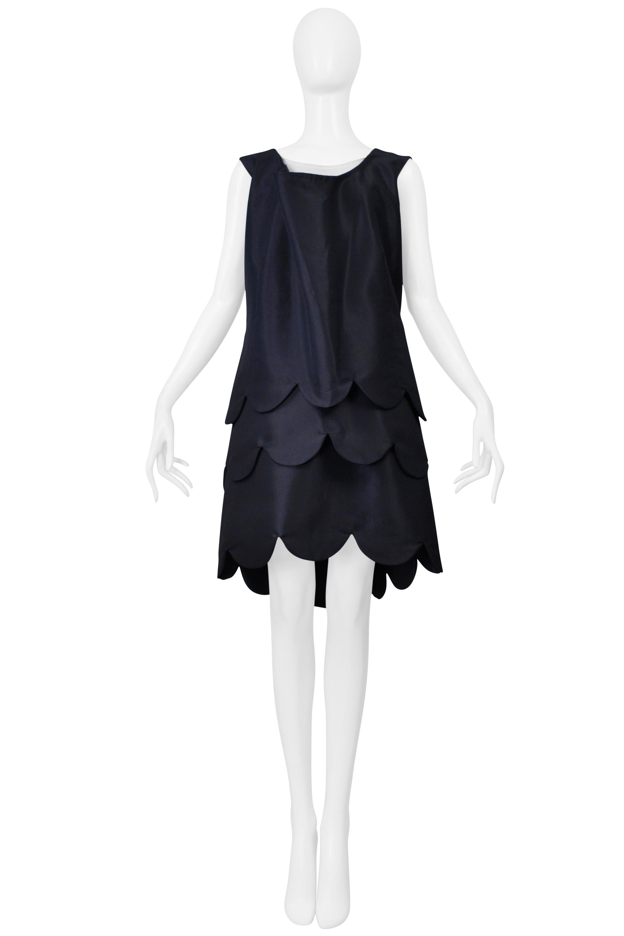 Comme Des Garcons Marineblaues mehrlagiges kurzes Partykleid mit Jakobsmuschelmuster 1999 Damen im Angebot