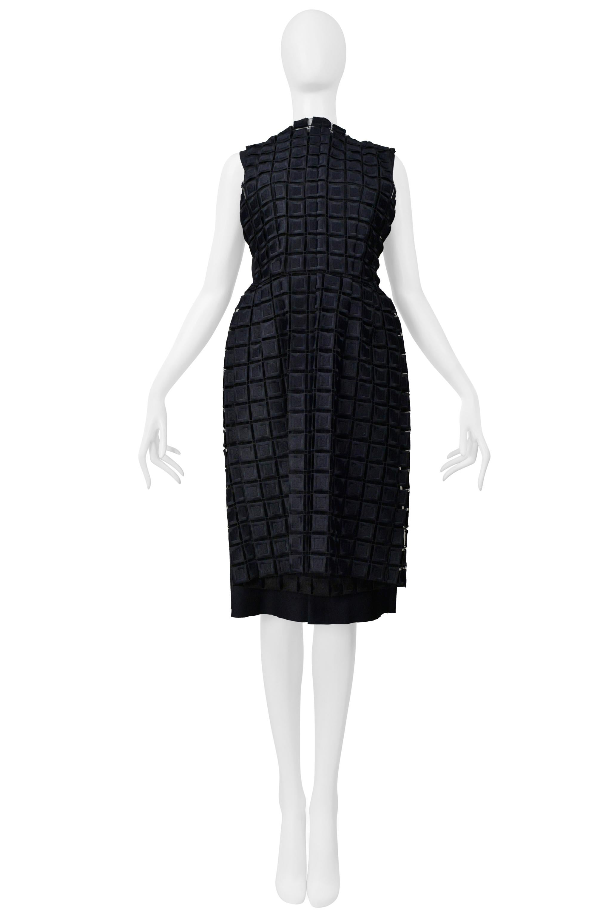 Comme Des Garcons Marineblaues Spitzen-Anglaise-Overlay-Schichtkleid 1999 (Schwarz) im Angebot