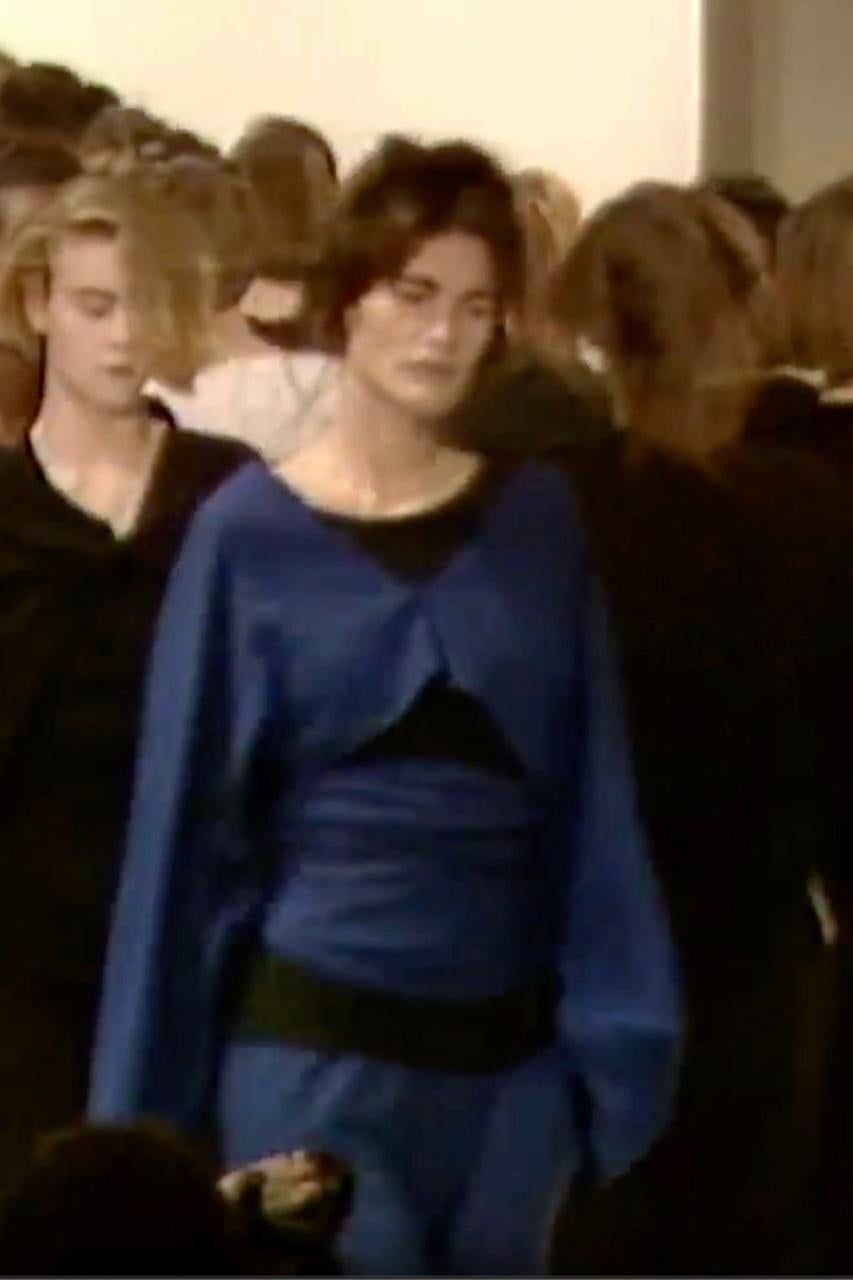 Comme des Garçons - Top cache-cœur en laine marine A/W 1983 en vente 5