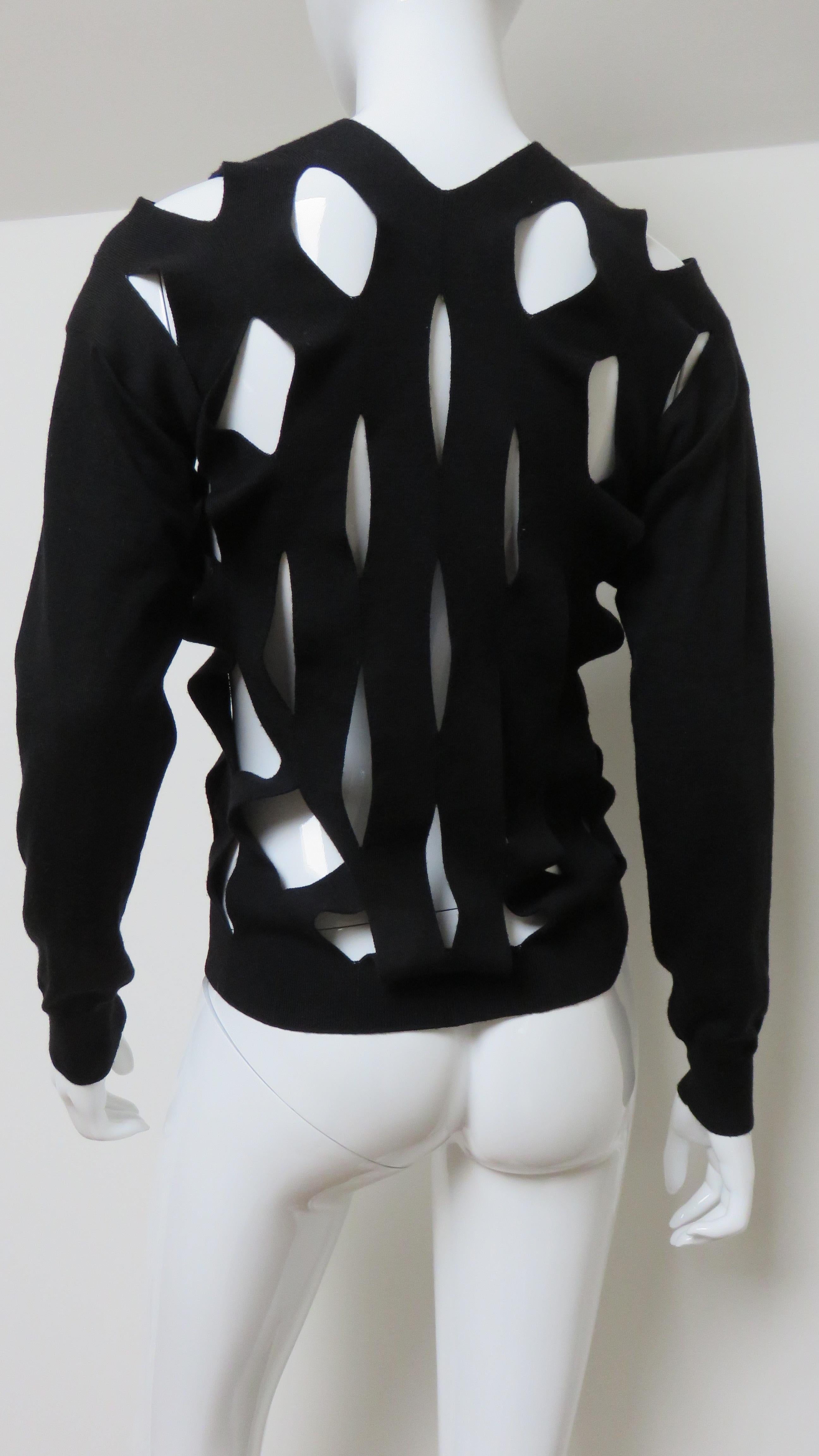 Comme des Garcons New Cut out Sweater In Excellent Condition For Sale In Water Mill, NY