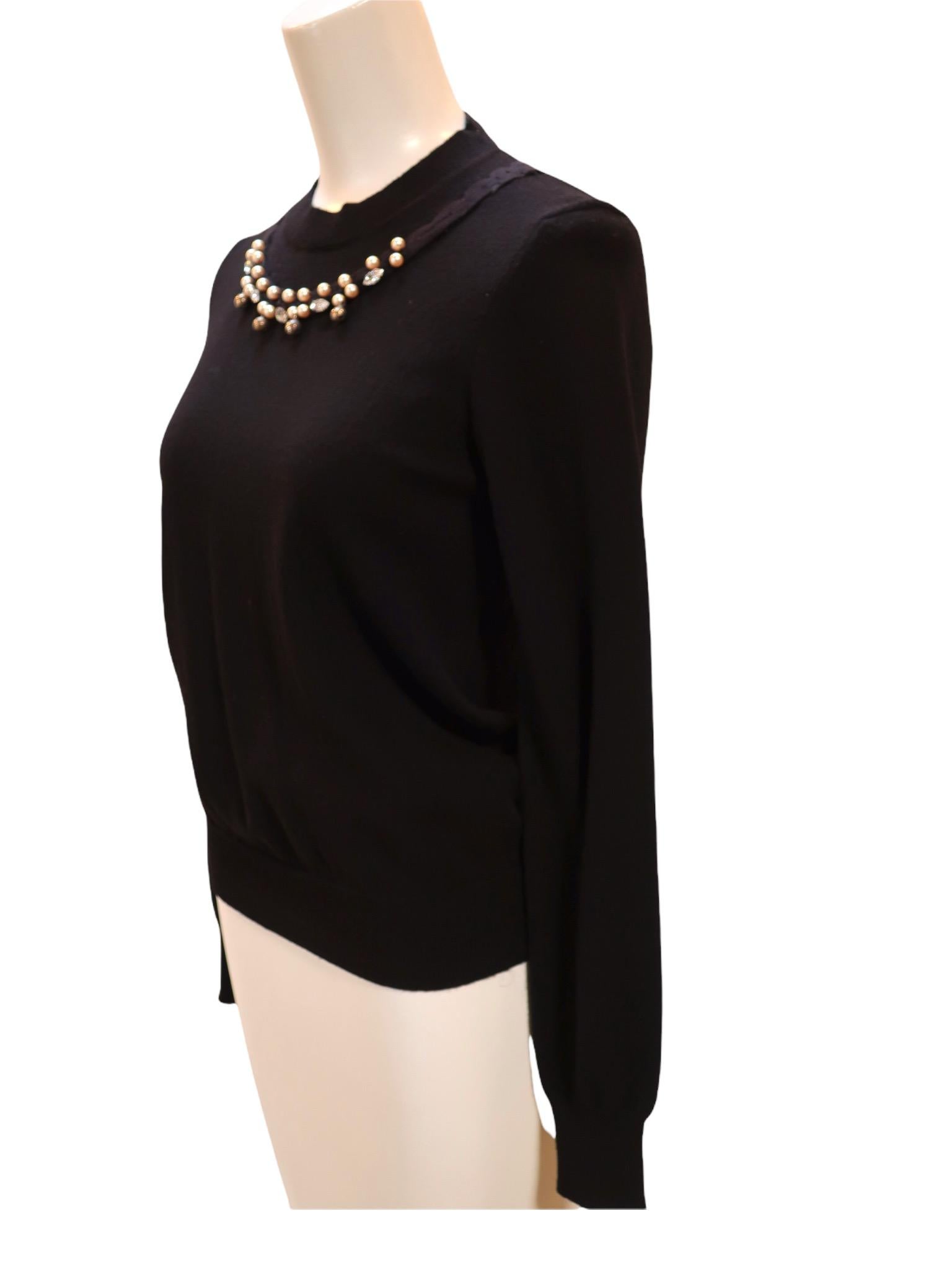 Comme des Garçons - Pull noir à col rond orné de perles et de cristaux en vente 2