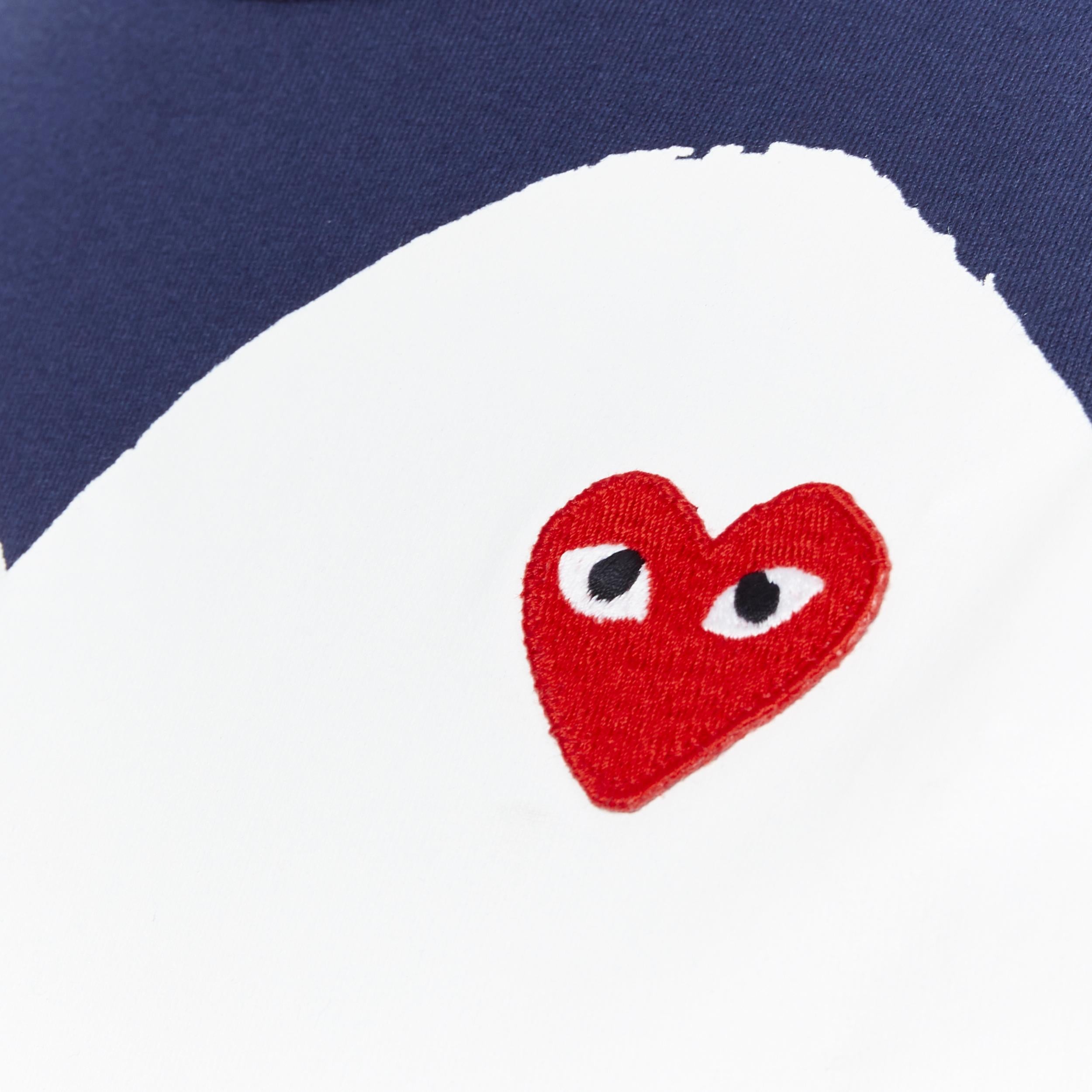 COMME DES GARCONS PLAY camiseta de manga corta con estampado de corazones blanco marino S
Marca: Comme Des Garcons
Nombre del modelo / Estilo: Camiseta
Material: Algodón
Color: Azul marino
Patrón: Otros; estampado de corazones
Detalle extra: Manga