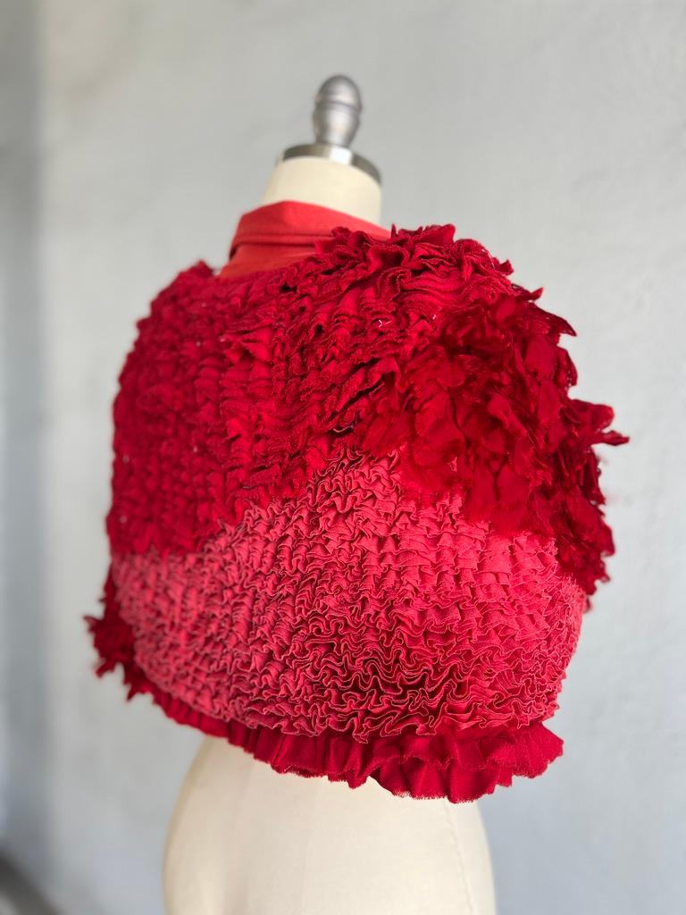 Comme Des Garcons Red Fancy Ruffle Bolero Jacket 2000 en vente 6
