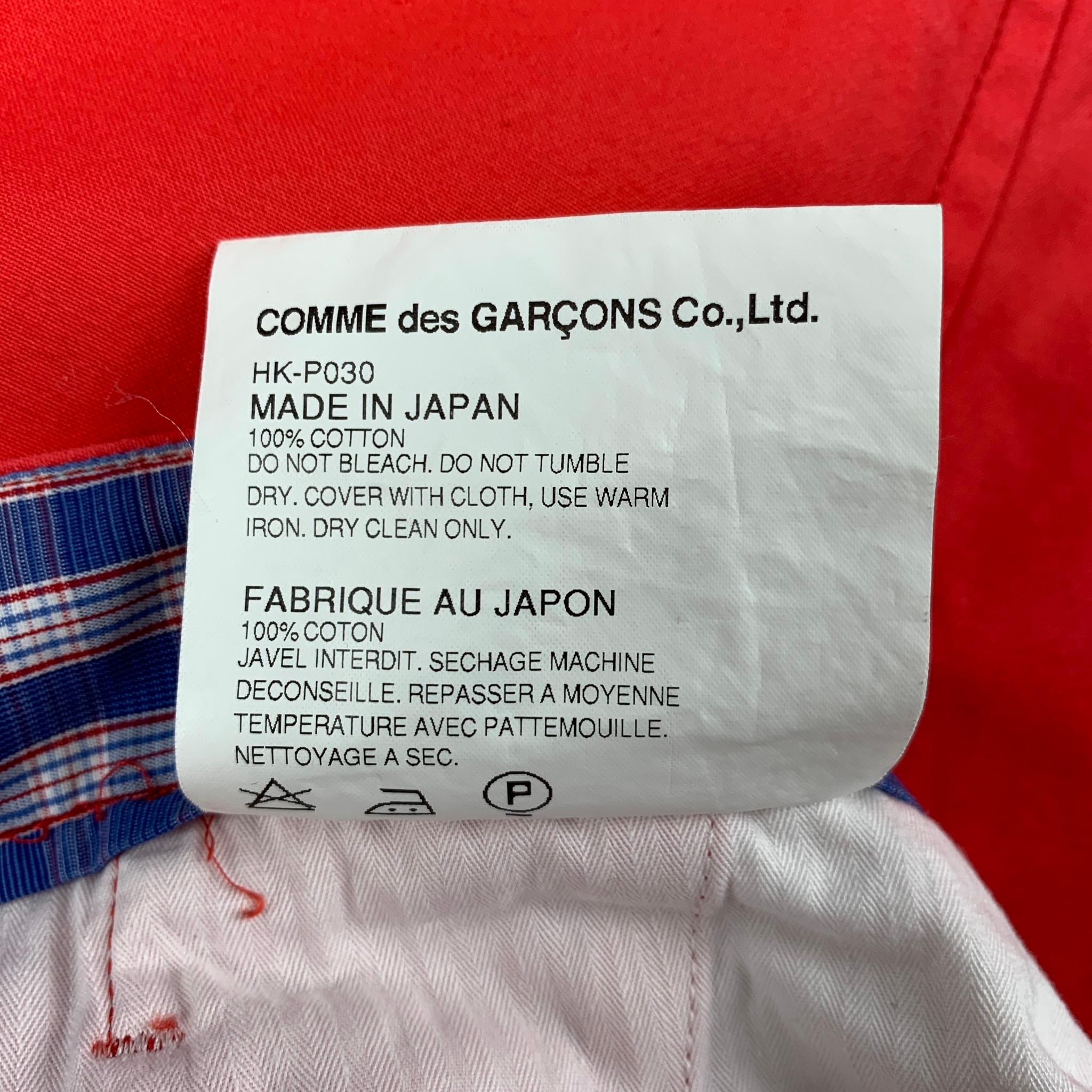 COMME des GARCONS Size L Red Cotton Zip Fly Shorts In Good Condition In San Francisco, CA