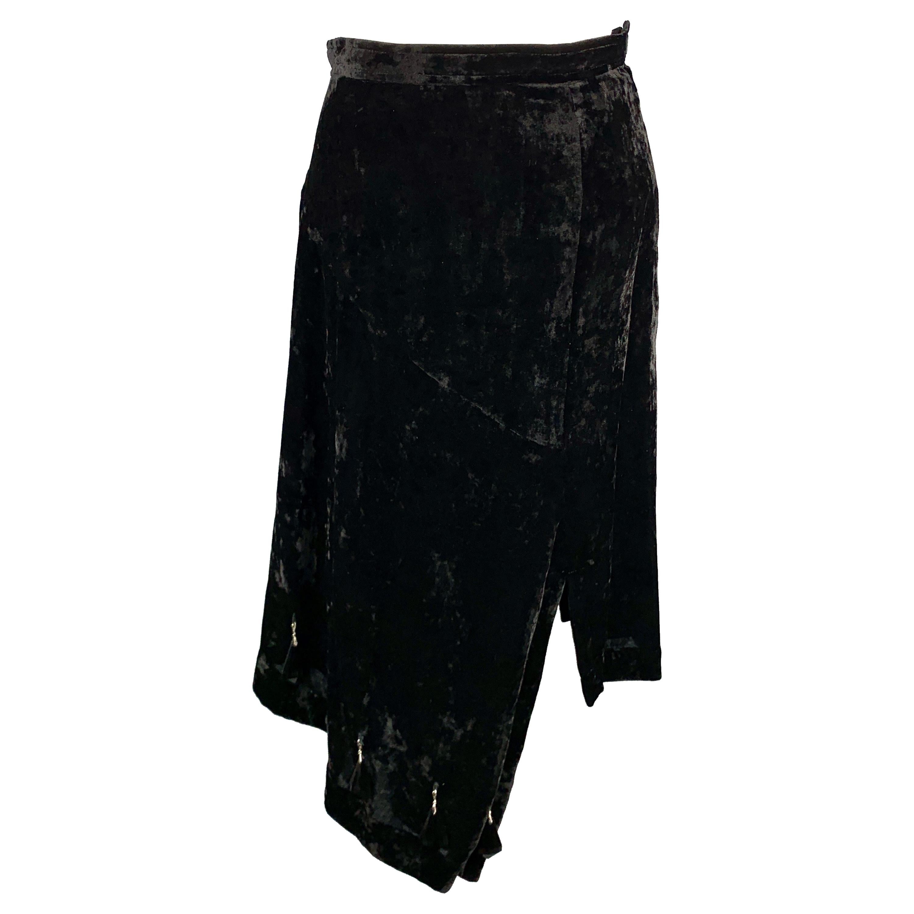COMME des GARCONS Size S Black Velvet Asymmetrical Hem Black Beads Skirt