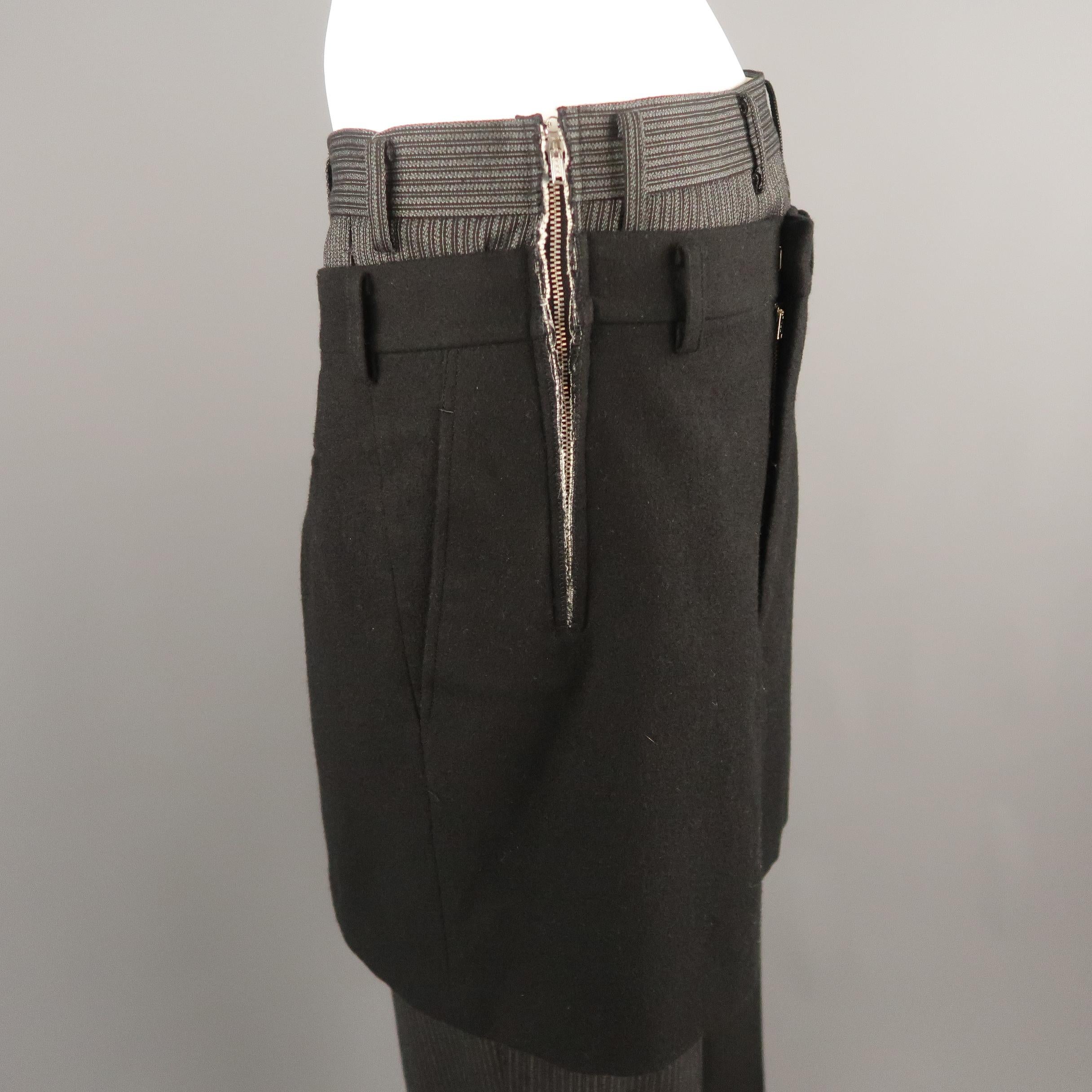 COMME des GARCONS Size S Grey & Black Pinstripe Fall 2004 Skirt Pants In Excellent Condition In San Francisco, CA