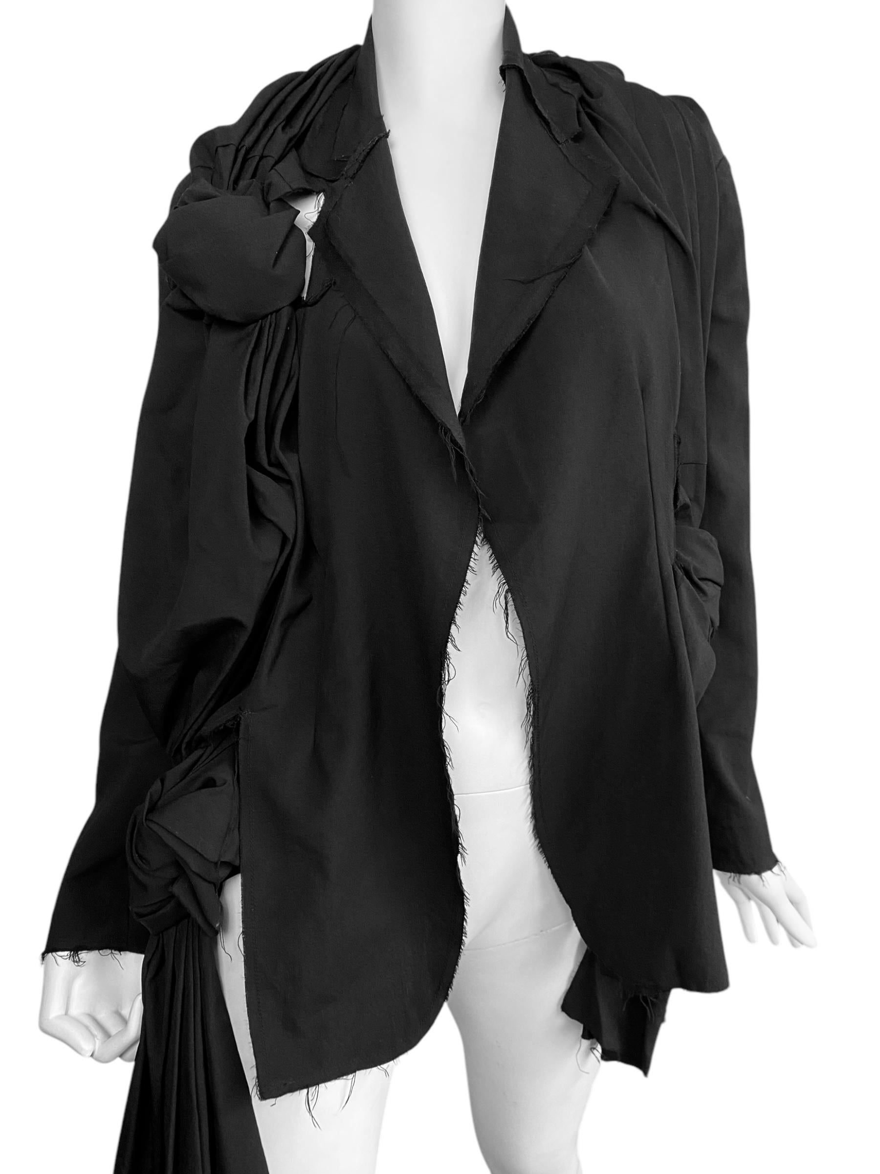 COMME DES GARÇONS ss2003 BLACK PLEATED KNOT BACKLESS BLAZER im Zustand „Hervorragend“ im Angebot in PARIS, FR