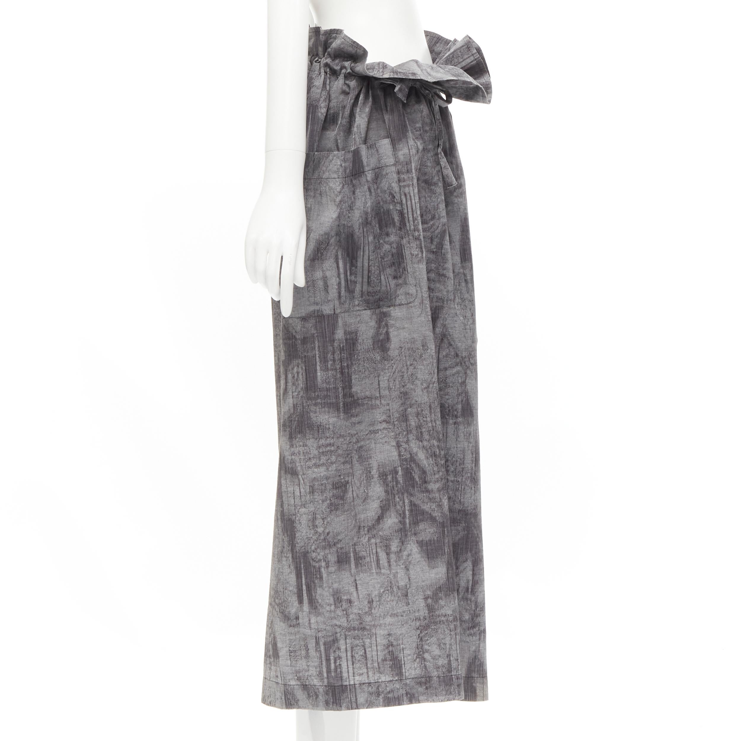 COMME DES GARCONS Tricot 1980s Vintage grey oversized tie waist asymmetric pants In Excellent Condition For Sale In Hong Kong, NT