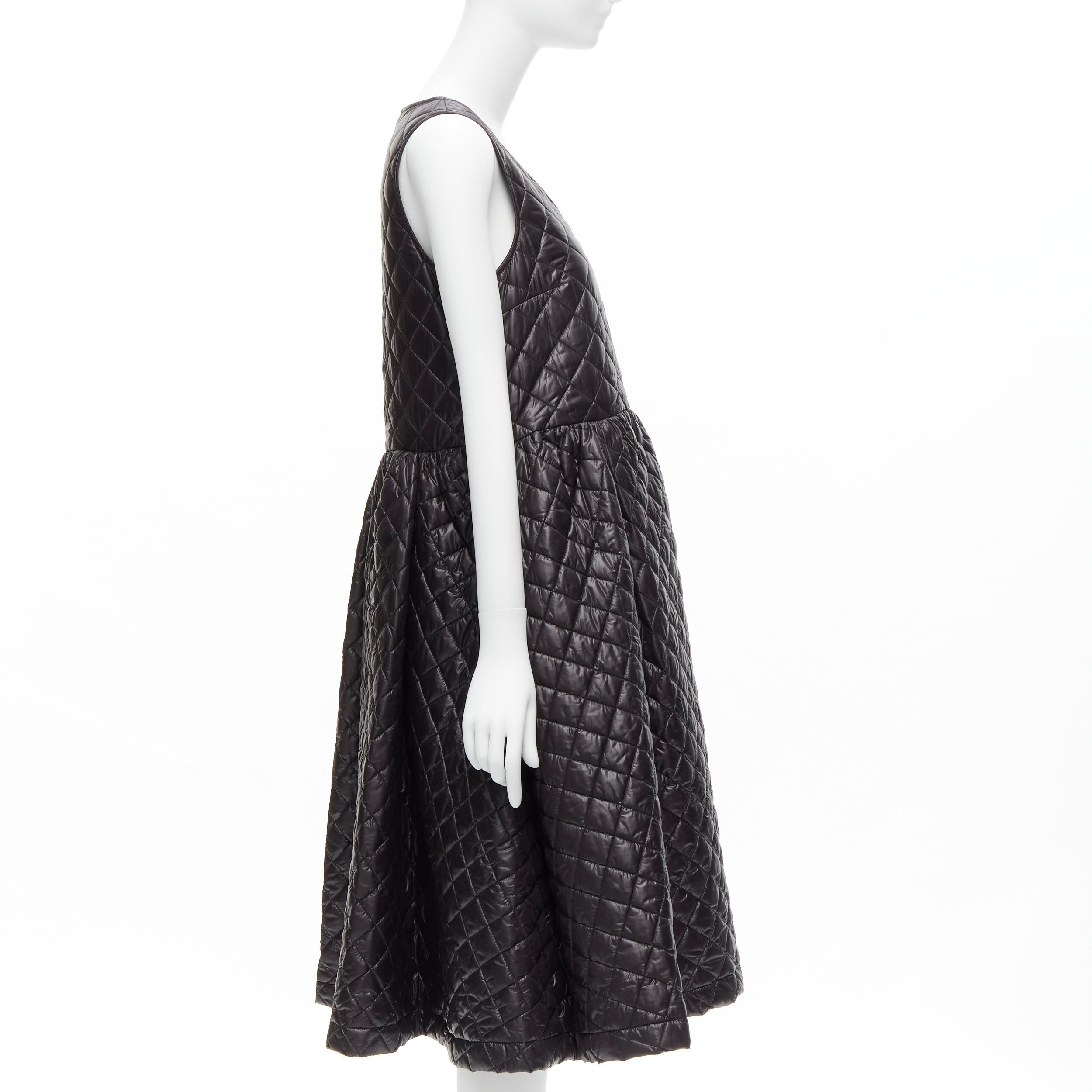 COMME DES GARCONS TRICOT 2014 black quilted nylon voluminous mou mou dress S In Excellent Condition For Sale In Hong Kong, NT