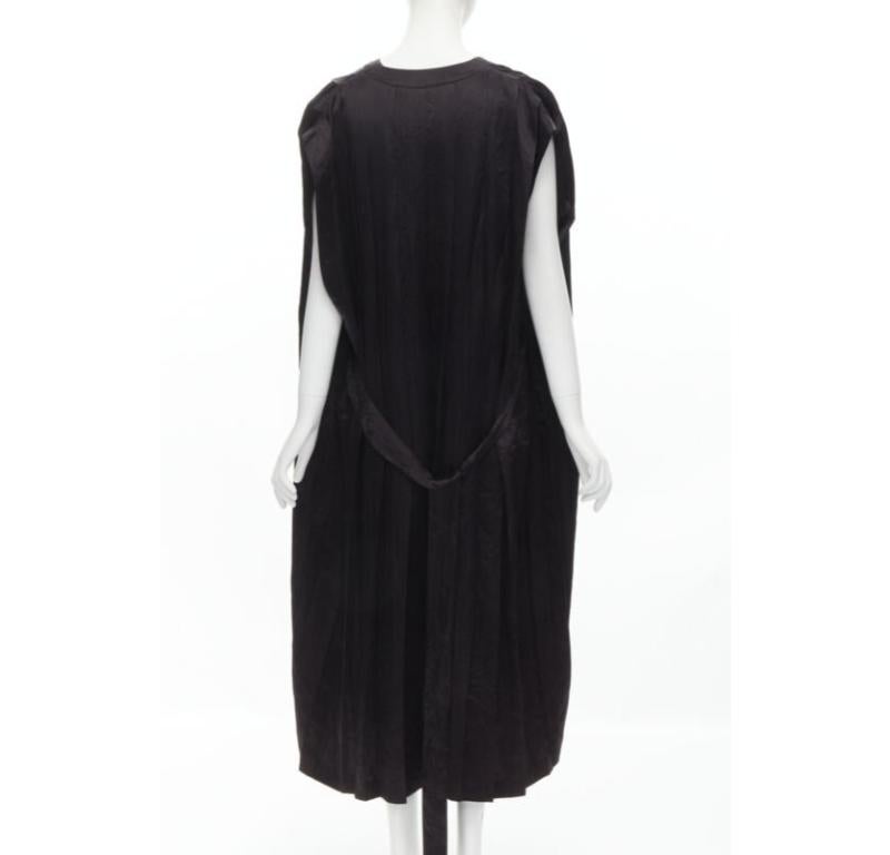 Donna COMME DES GARCONS Abito vintage anni '80 in triacetato nero con scollo a V e cintura a pieghe in vendita
