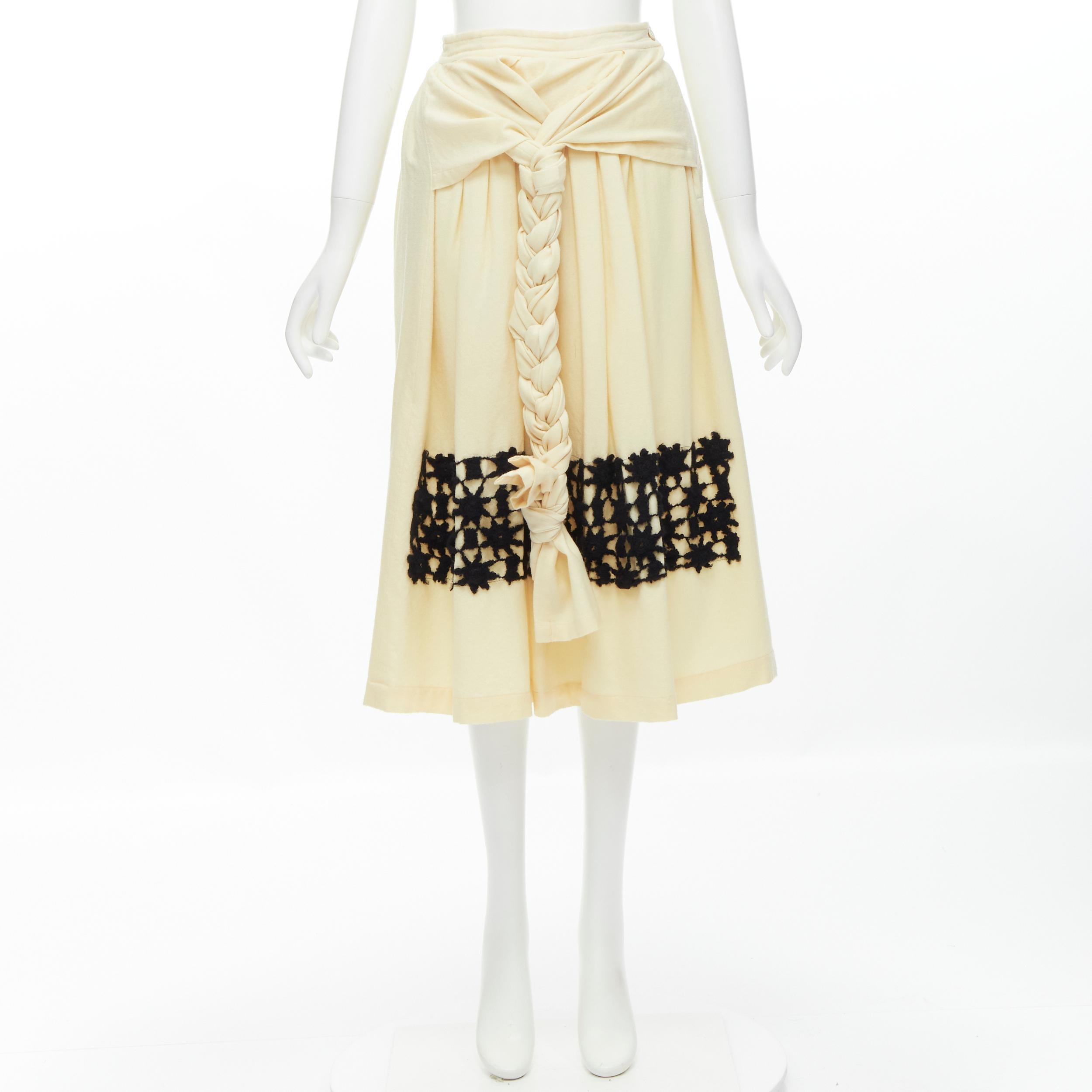 COMME DES GARCONS Vintage 1988 cream wool braid black lattice embroidery skirt M For Sale 4