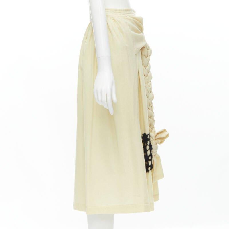 COMME DES GARCONS Vintage 1988 cream wool braid black lattice embroidery skirt M In Excellent Condition For Sale In Hong Kong, NT