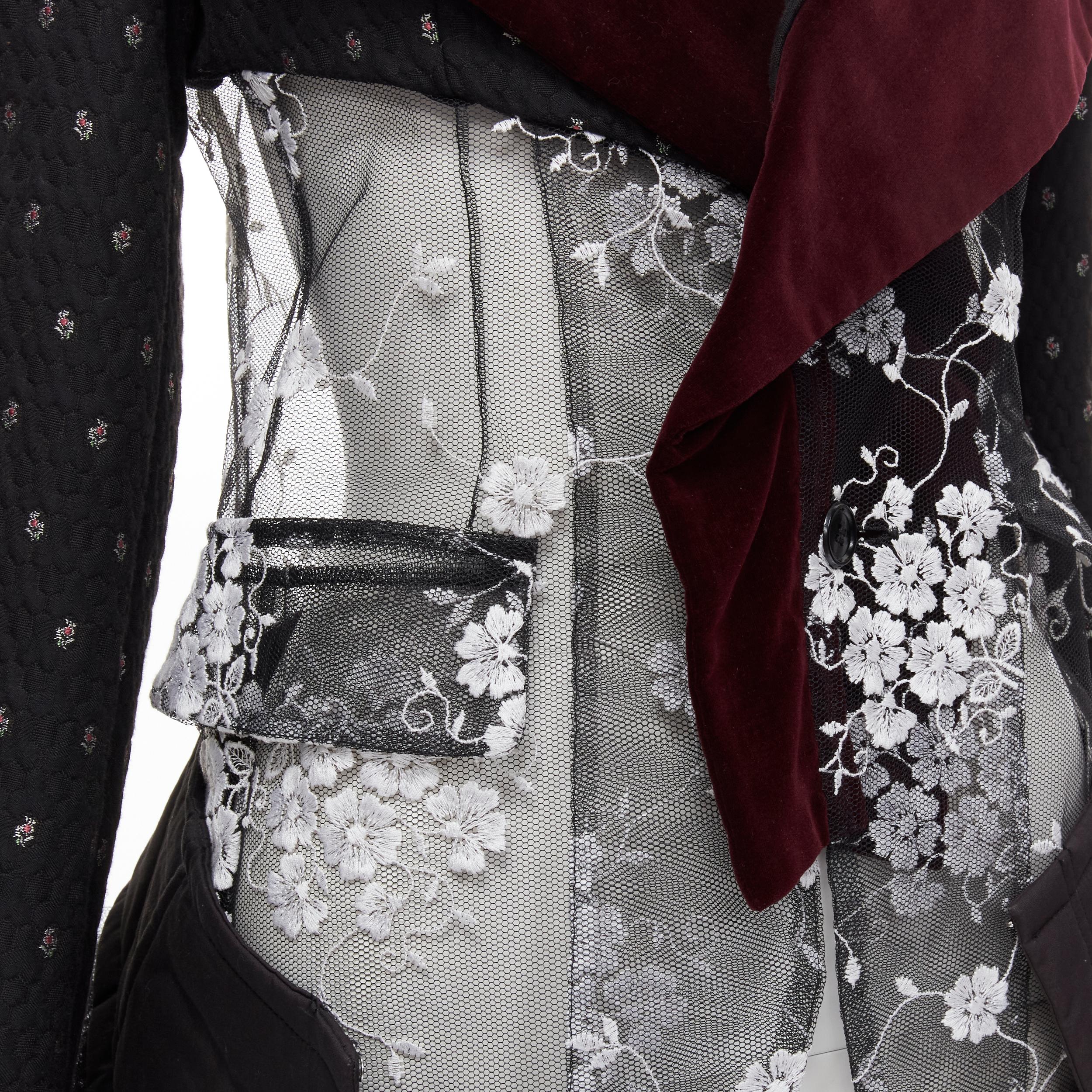 COMME DES GARCONS - Robe de défilé vintage en velours noir à maille florale, 2001  blazer en tulle S en vente 5