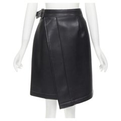 COMME DES GARCONS Vintage schwarzes Kunstleder mit silberner Schnalle Wickelrock M