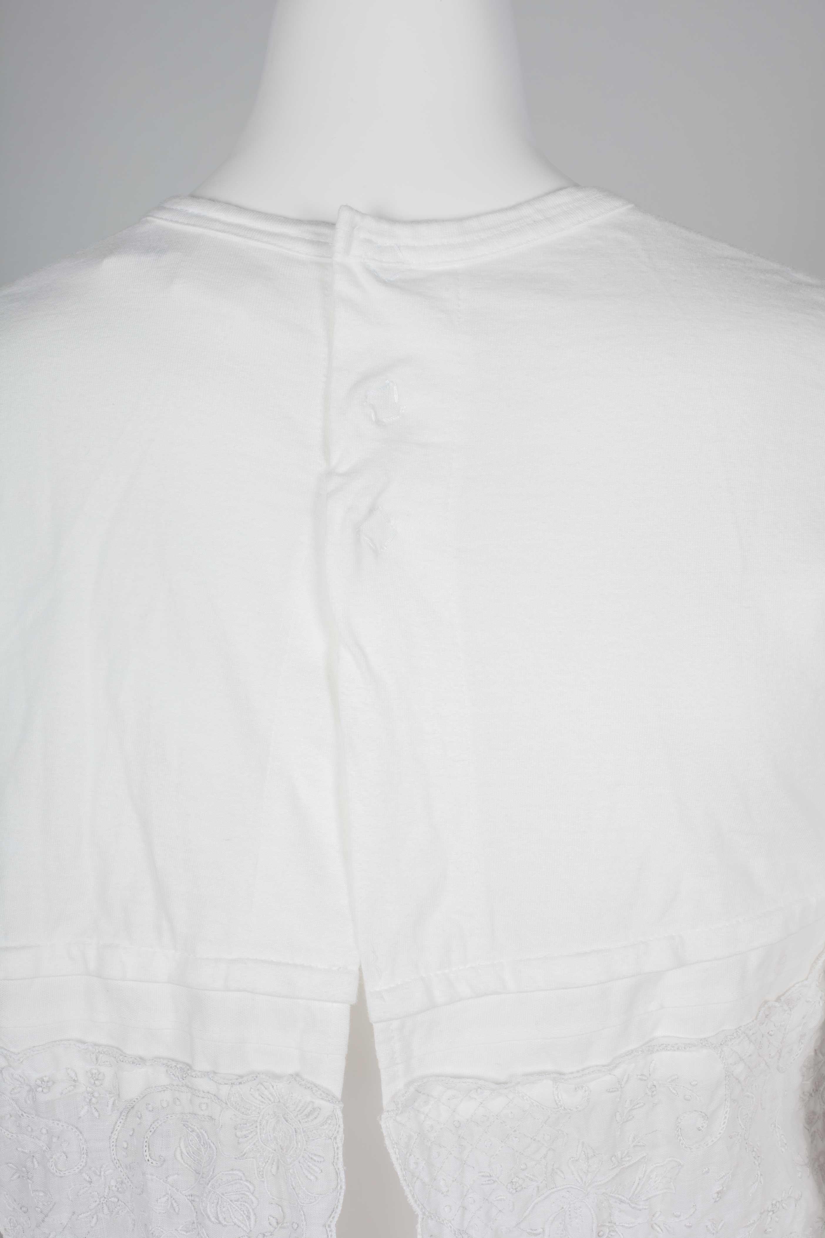 Comme des Garçons White T-shirt with Embroidered Linen 4