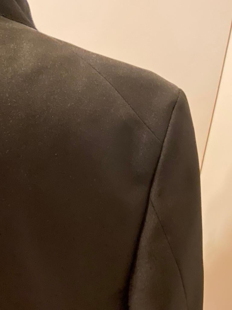 Comme Des Garcons Wonderfully Elegant Men's Black Extended Scallop-Hem Coat For Sale 10