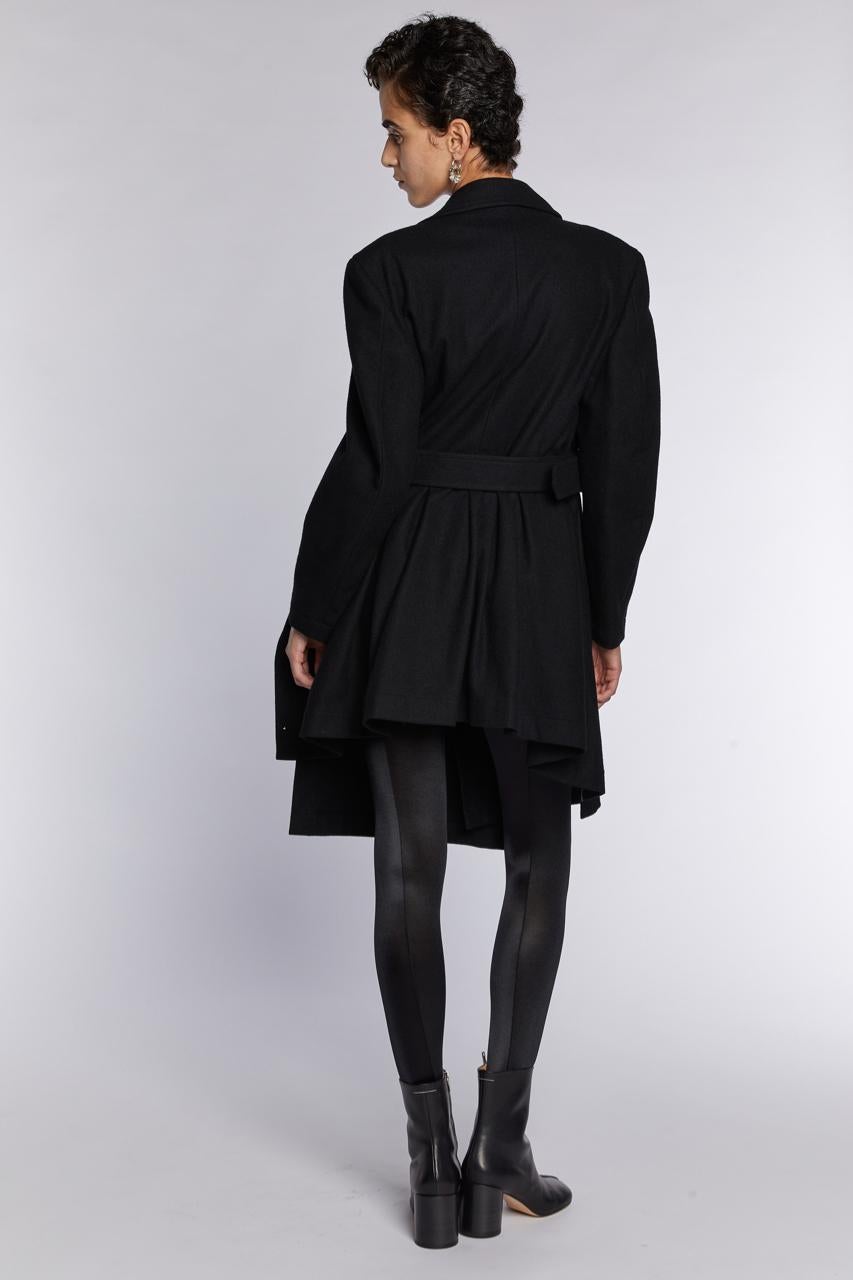 Comme des Garçons Manteau ceinturé asymétrique en laine A/W 1987 en vente 6