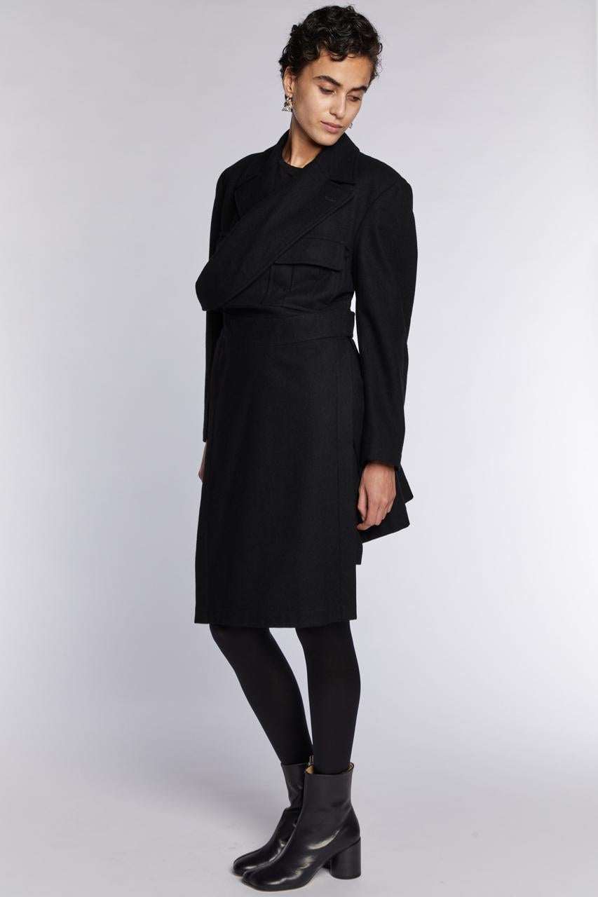 Comme des Garçons Manteau ceinturé asymétrique en laine A/W 1987 Excellent état - En vente à London, GB