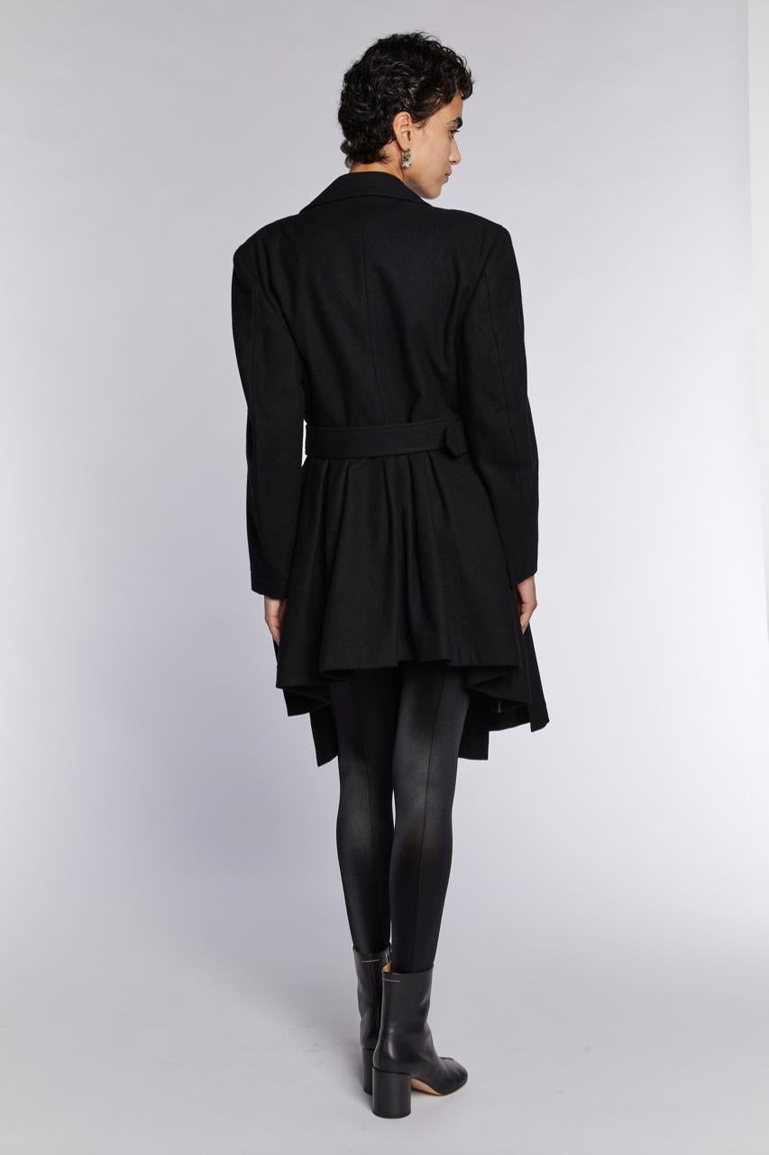 Comme des Garçons Manteau ceinturé asymétrique en laine A/W 1987 en vente 4