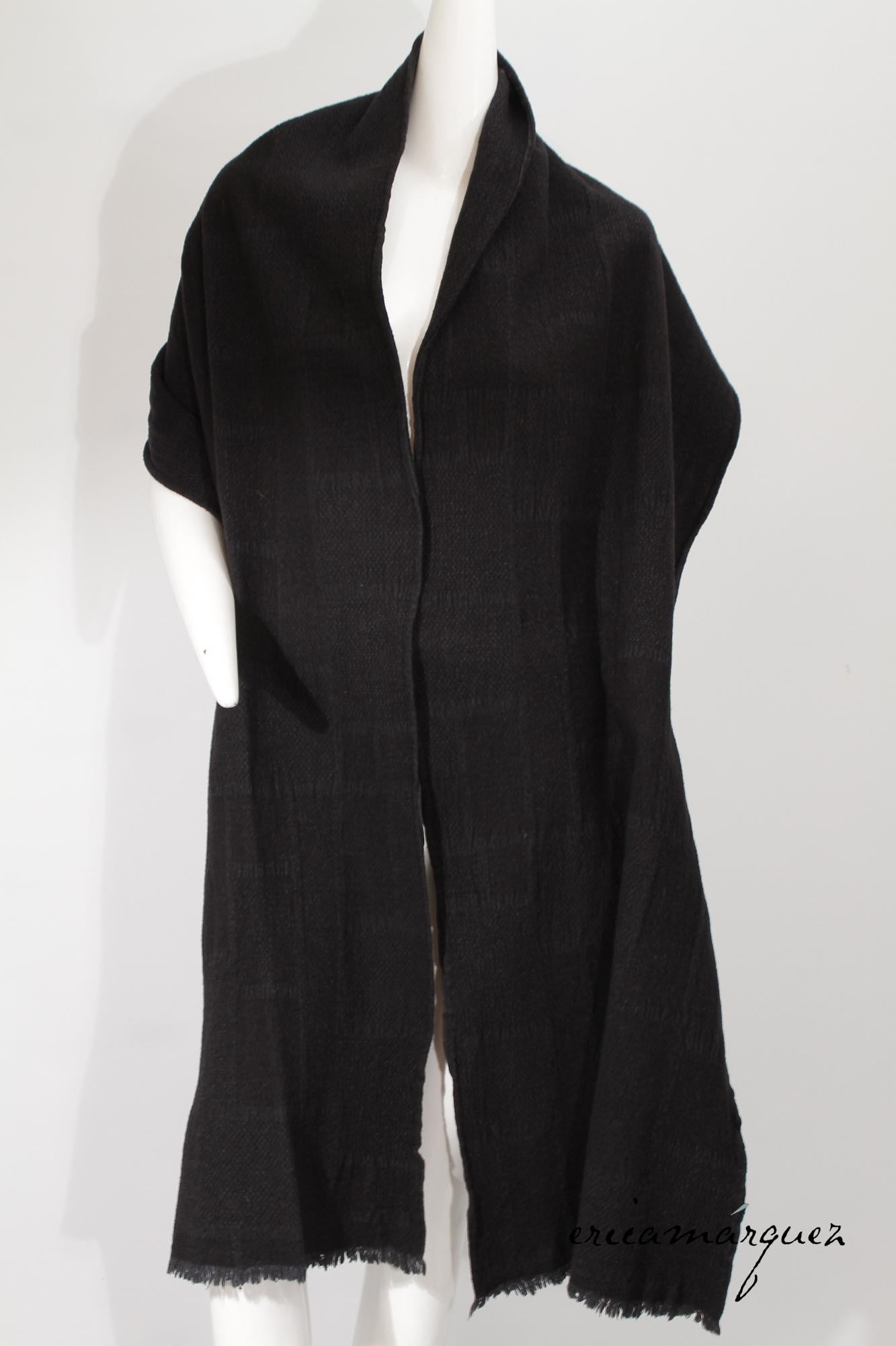 COMME DES GARCONS, écharpe oversize en laine tissée Aya-Ori noir Unisexe en vente
