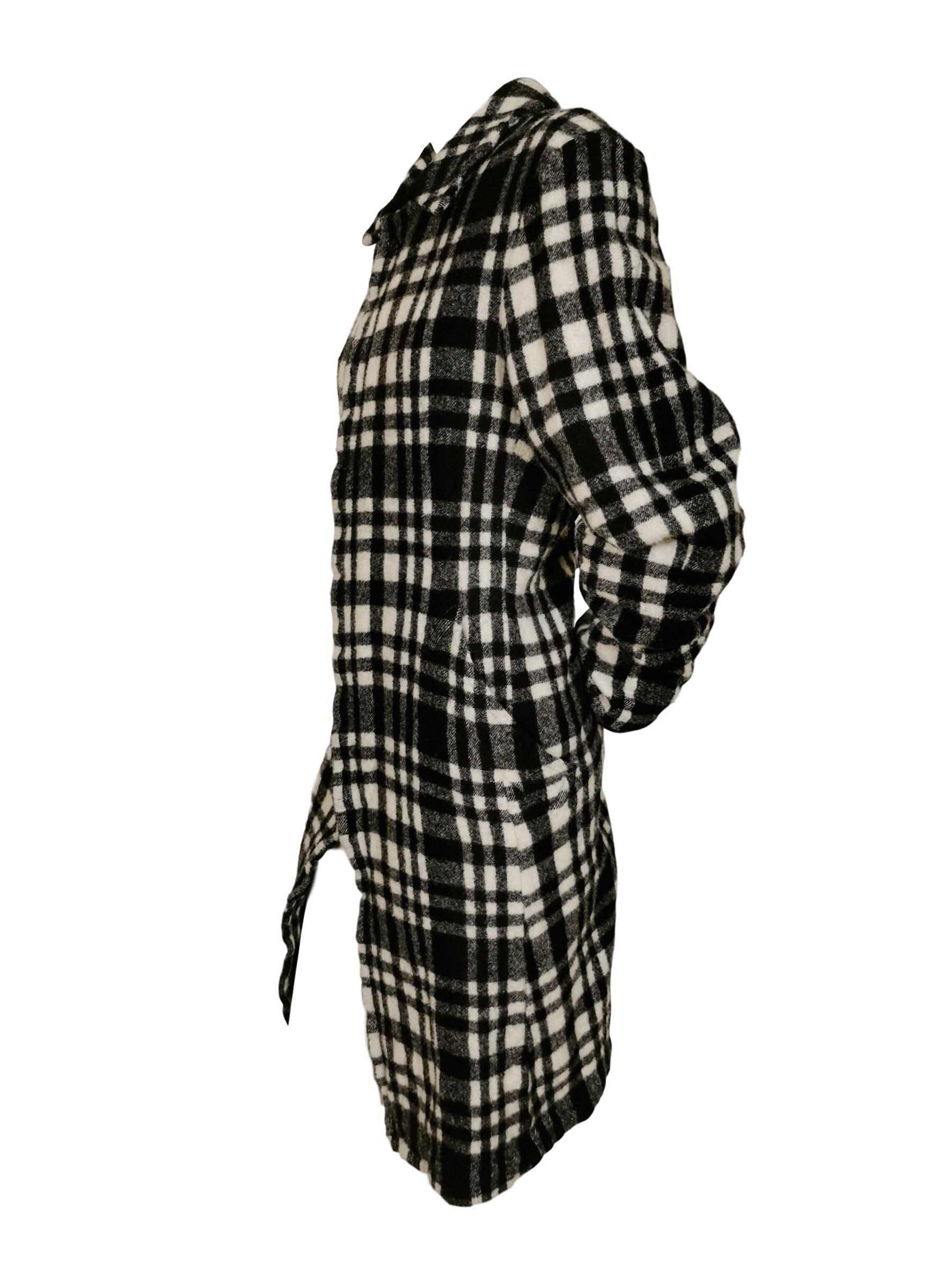 Comme des Garcons Wool Plaid Elasticated Back Coat 2007 For Sale 2